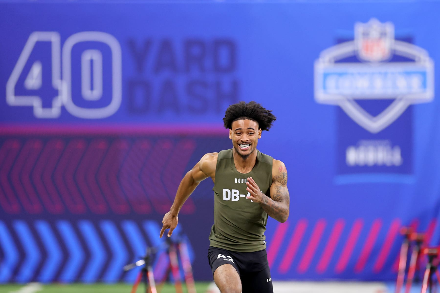 INDIANAPOLIS, INDIANA - MARCH 01: db42participates in the 40-yard dash during the NFL Combine at Lucas Oil Stadium on March 01, 2024 in Indianapolis, Indiana. (Photo by Stacy Revere/Getty Images)