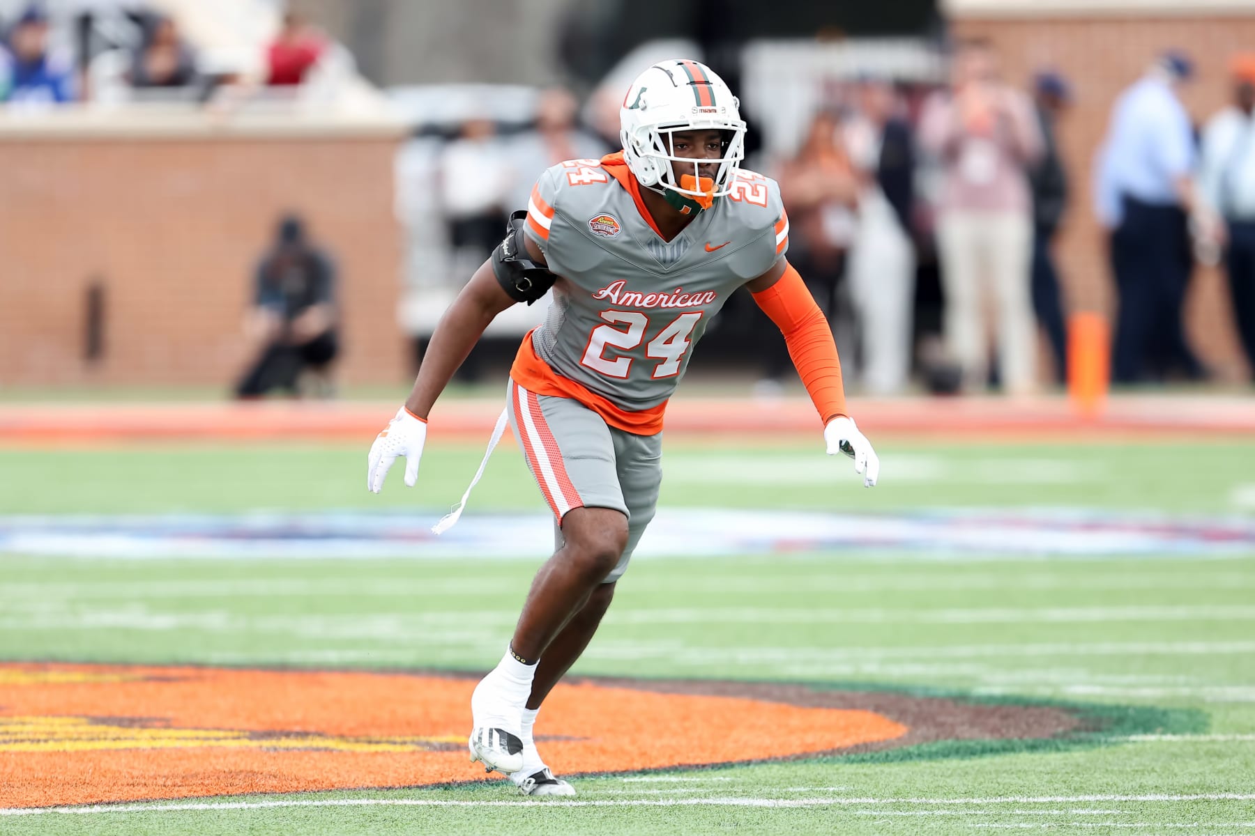 MOBILE, AL - FEBRUARY 03: American defensive back Kamren Kinchens of Miami (24) during the 2024 Reese's Senior Bowl on February 3, 2024 at Hancock Whitney Stadium in Mobile, Alabama.  (Photo by Michael Wade/Icon Sportswire via Getty Images)