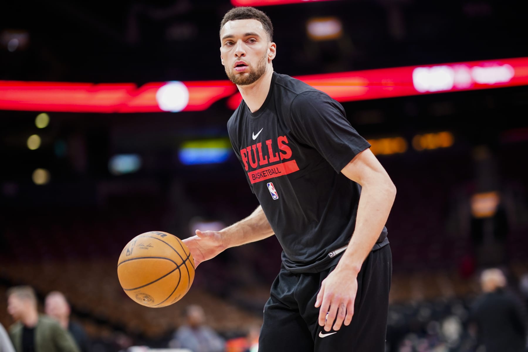 TORONTO, CANADA - APRIL 12: Zach LaVine #8 of the Chicago Bulls warms up before the 2023 Play-In Tournament against the Toronto Raptors on April 12, 2023 at the Scotiabank Arena in Toronto, Ontario, Canada.  NOTE TO USER: User expressly acknowledges and agrees that, by downloading and or using this Photograph, user is consenting to the terms and conditions of the Getty Images License Agreement.  Mandatory Copyright Notice: Copyright 2022 NBAE (Photo by Mark Blinch/NBAE via Getty Images)