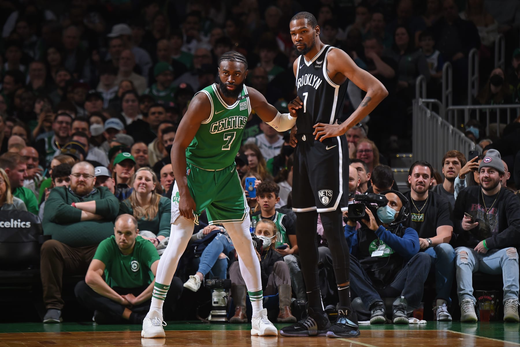 BOSTON, MA - MARCH 6: Jaylen Brown #7 of the Boston Celtics plays defense on Kevin Durant #7 of the Brooklyn Nets during the game on March 6, 2022 at the TD Garden in Boston, Massachusetts.  NOTE TO USER: User expressly acknowledges and agrees that, by downloading and or using this photograph, User is consenting to the terms and conditions of the Getty Images License Agreement. Mandatory Copyright Notice: Copyright 2022 NBAE  (Photo by Brian Babineau/NBAE via Getty Images)