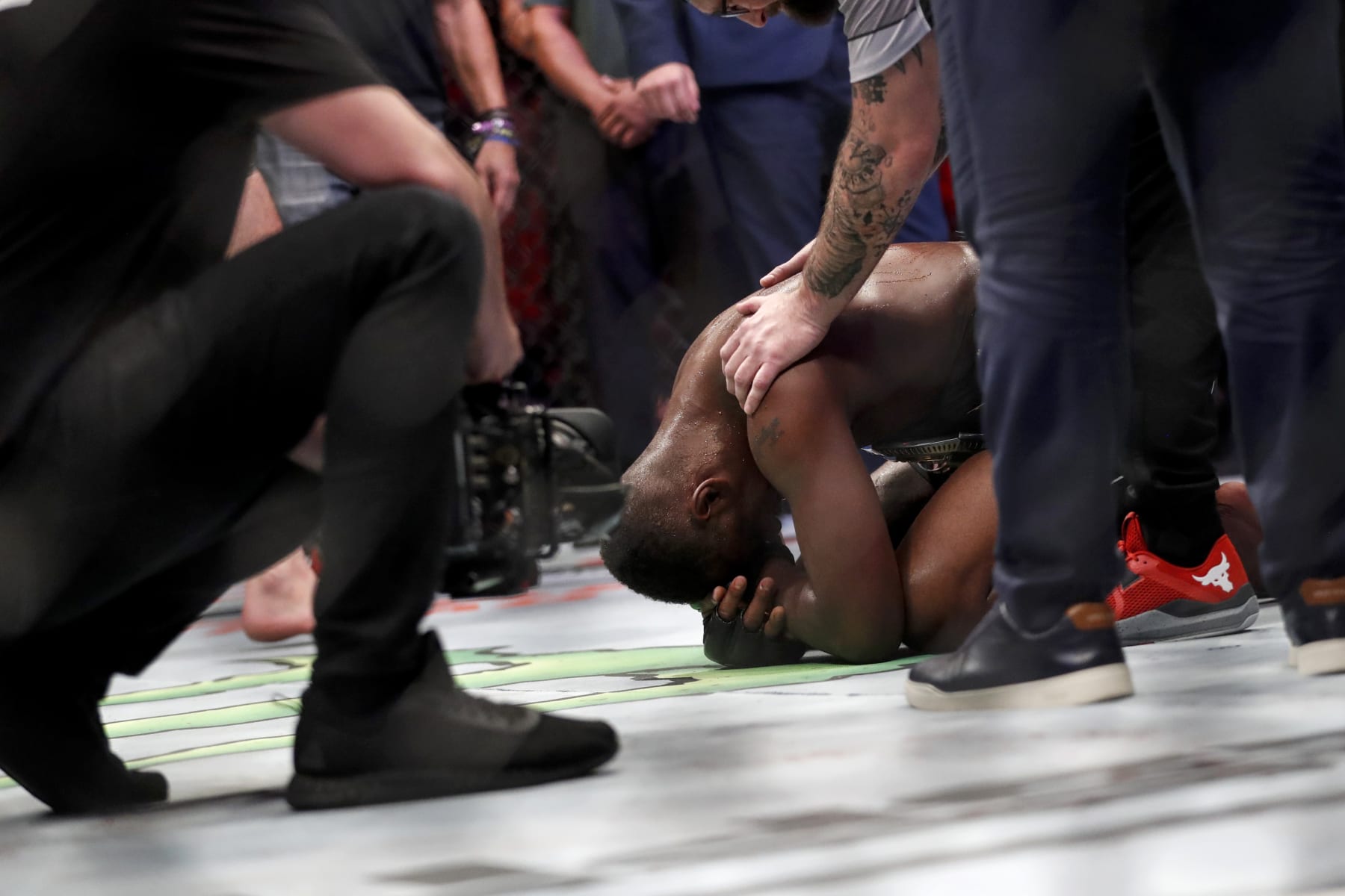Jamahal Hill, of the U.S., celebrates his victory over Brazil's Glover Teixeira in their light heavyweight title bout at the UFC 283 mixed martial arts fights in Rio de Janeiro early Sunday, Jan. 22, 2023. (AP Photo/Bruna Prado)