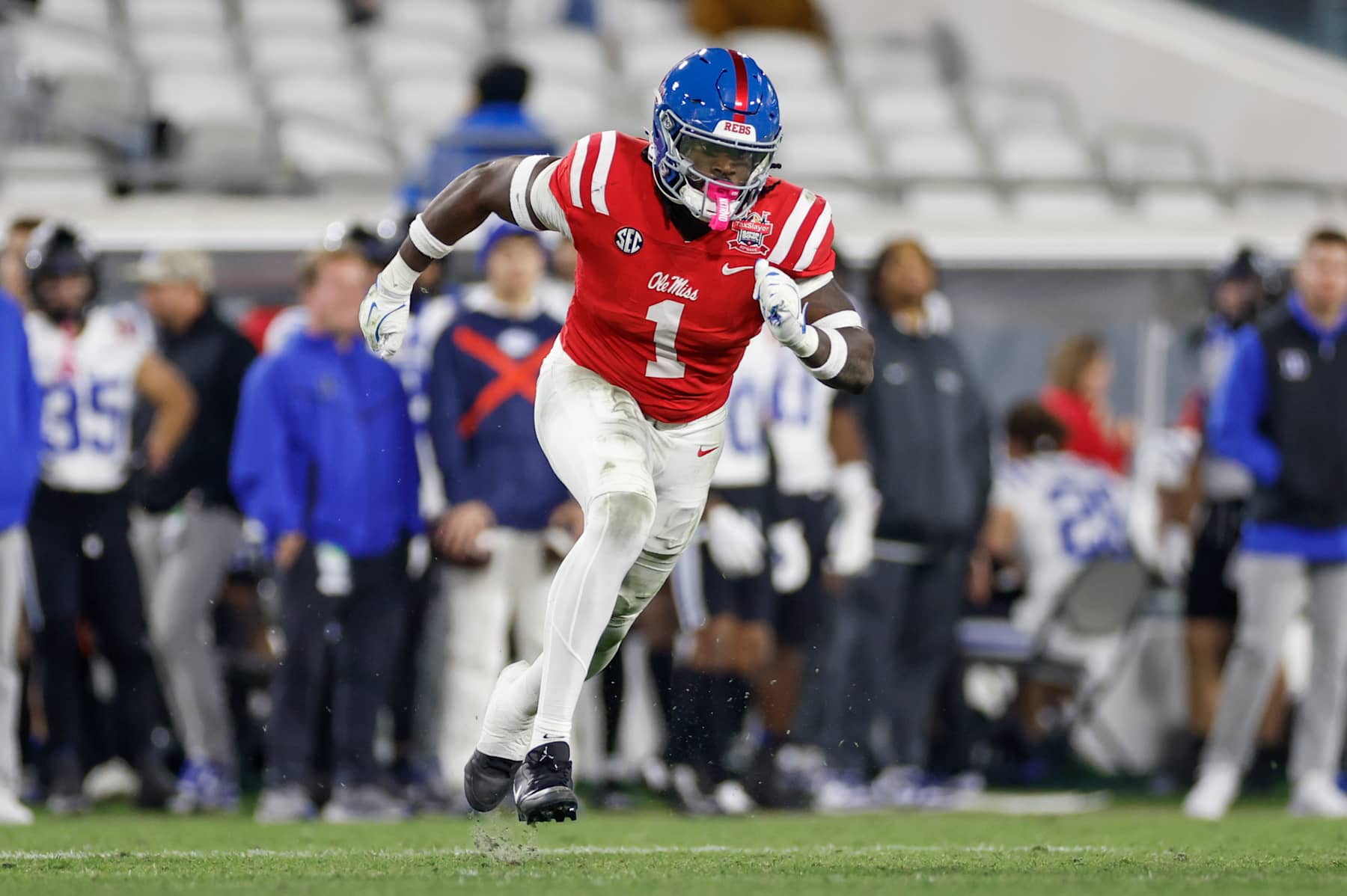 Ole Miss edge-defender Princely Umanmielen