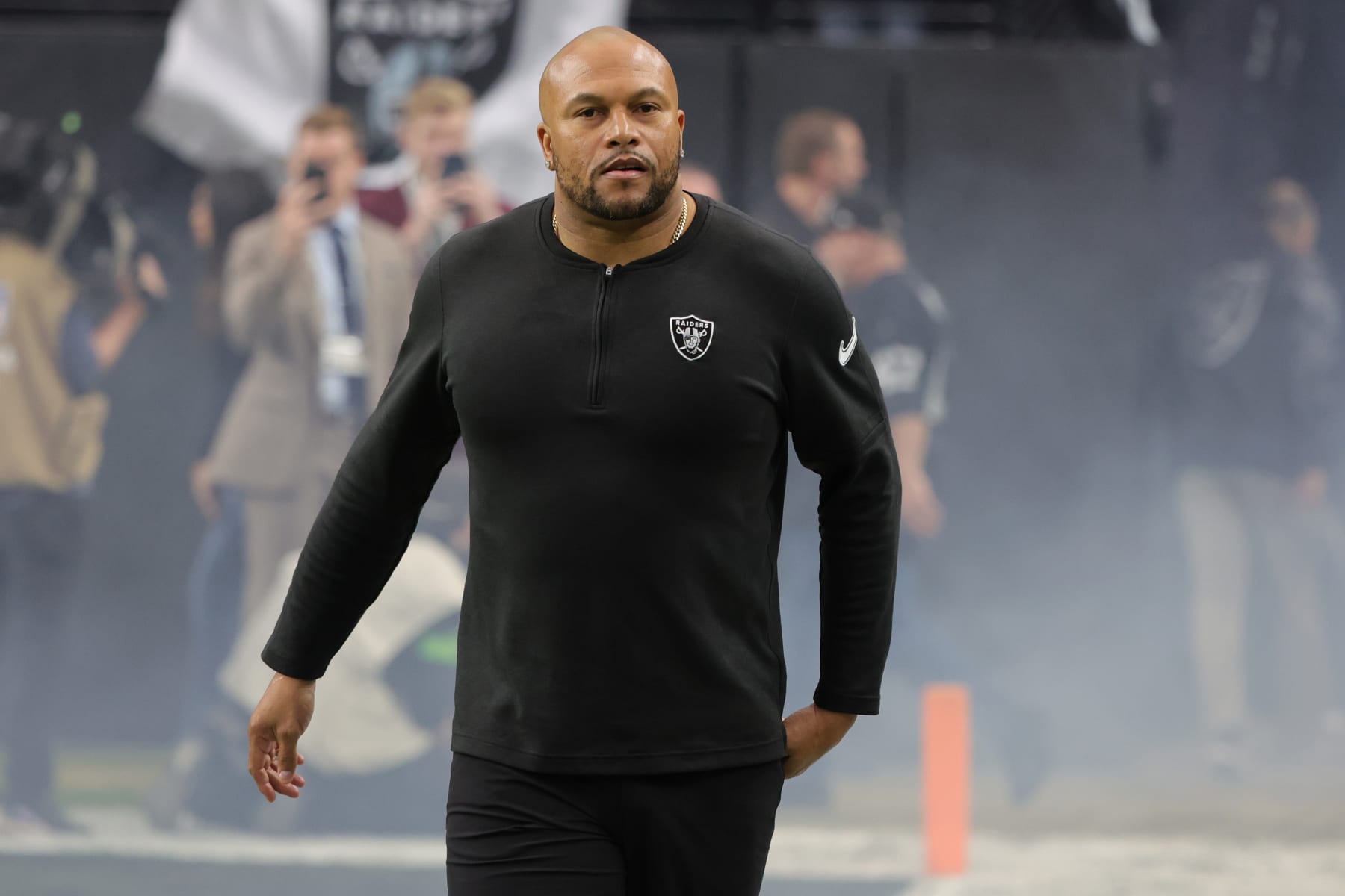 LAS VEGAS, NEVADA - JANUARY 07: Interim head coach Antonio Pierce of the Las Vegas Raiders looks on prior to the game against Denver Broncos at Allegiant Stadium on January 07, 2024 in Las Vegas, Nevada. (Photo by Ethan Miller/Getty Images)