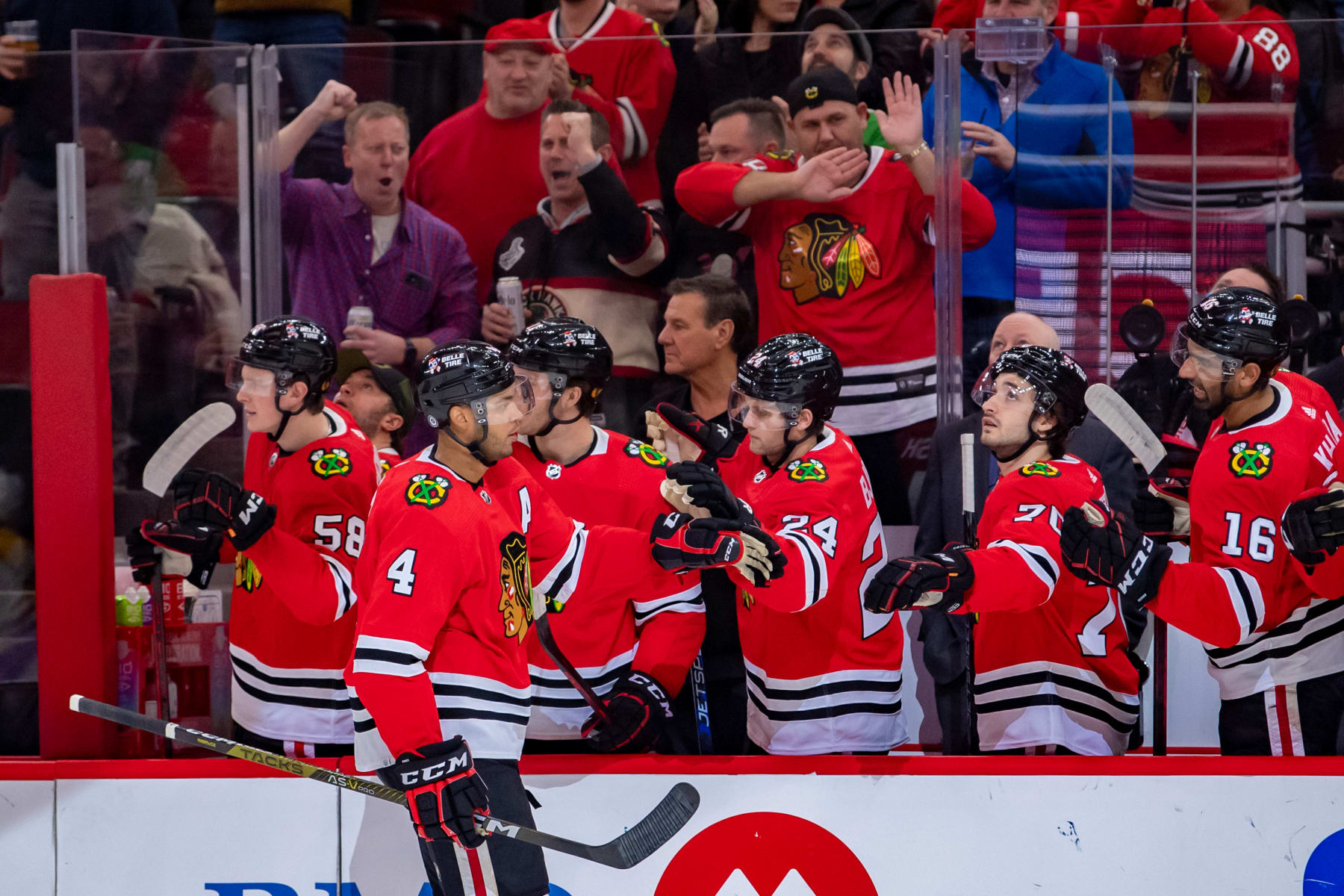 CHICAGO, IL - MARCH 04: Chicago Blackhawks defenseman Seth Jones (4) celebrates his goal with the bench during a game between the Chicago Blackhawks and the Nashville Predators on March 4, 2023, at the United Center in Chicago, IL. (Photo by Patrick Gorski/Icon Sportswire via Getty Images)