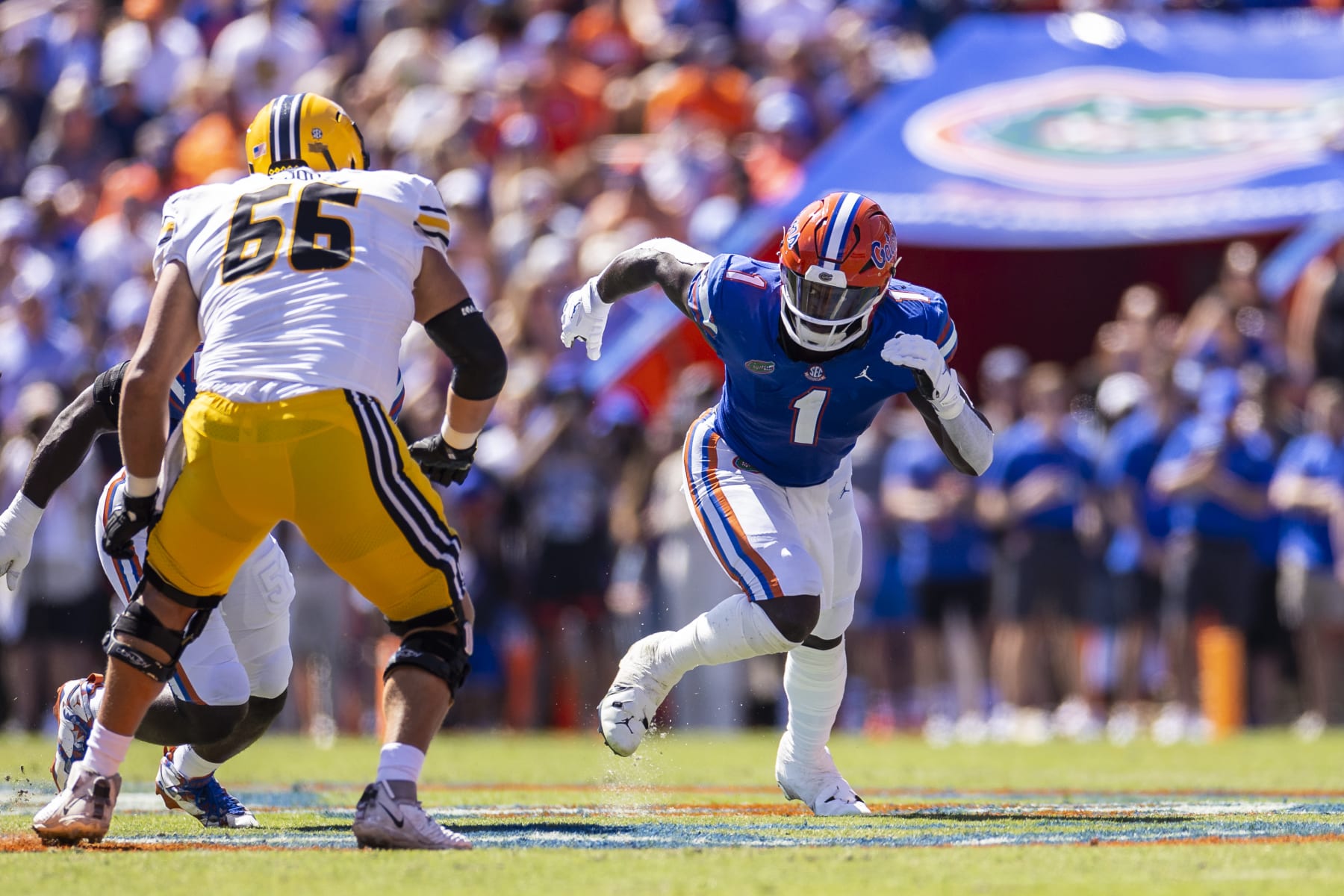 GAINESVILLE, FLORIDA - OCTOBER 08: Brenton Cox Jr. #1 of the Florida Gators rushes the passer during the first half of a game against the Missouri Tigers at Ben Hill Griffin Stadium on October 08, 2022 in Gainesville, Florida. (Photo by James Gilbert/Getty Images)