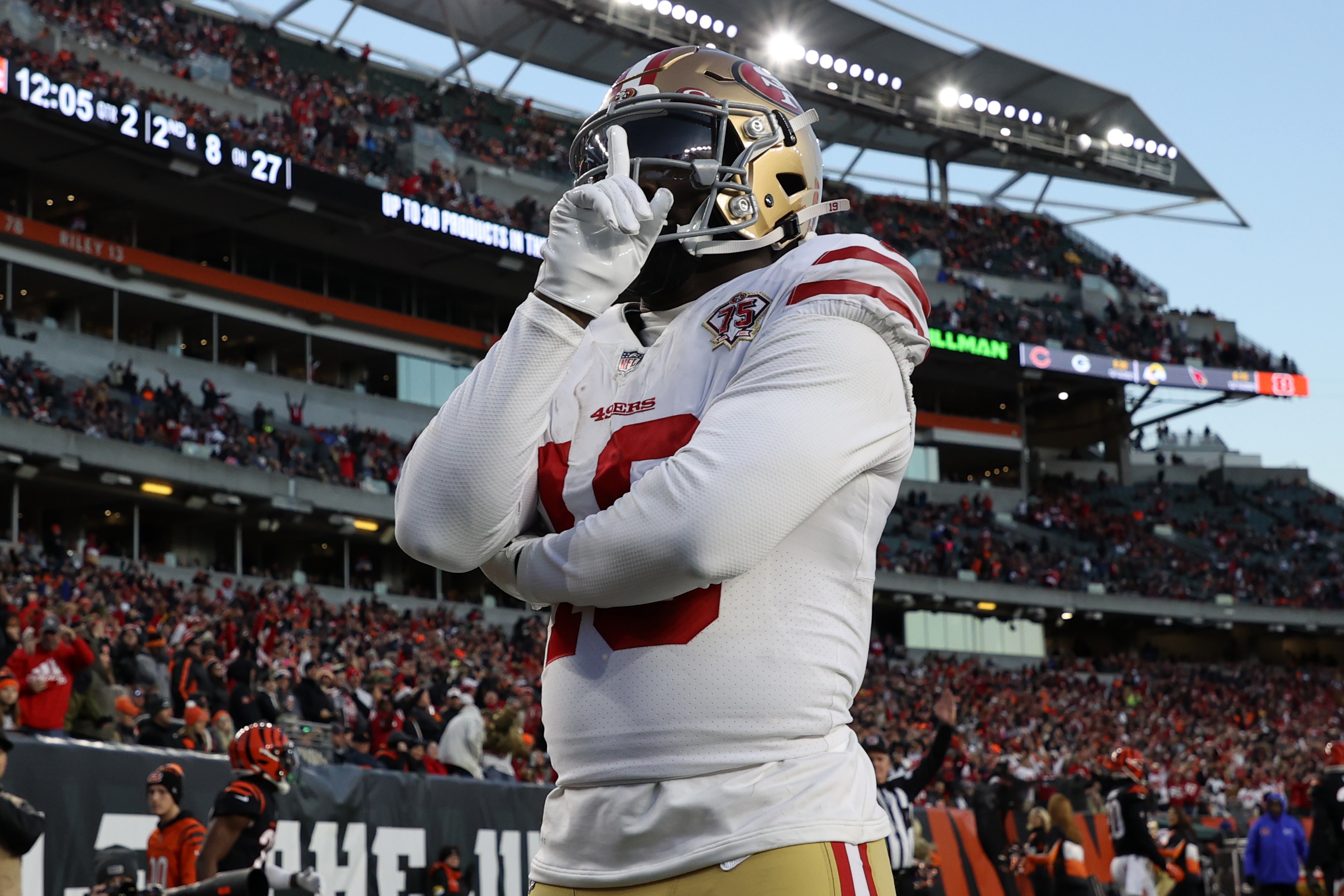 CINCINNATI, OHIO - DECEMBER 12: Deebo Samuel #19 of the San Francisco 49ers celebrates after rushing for a twenty-seven yard touchdown in the second quarter over the Cincinnati Bengals at Paul Brown Stadium on December 12, 2021 in Cincinnati, Ohio. (Photo by Dylan Buell/Getty Images)