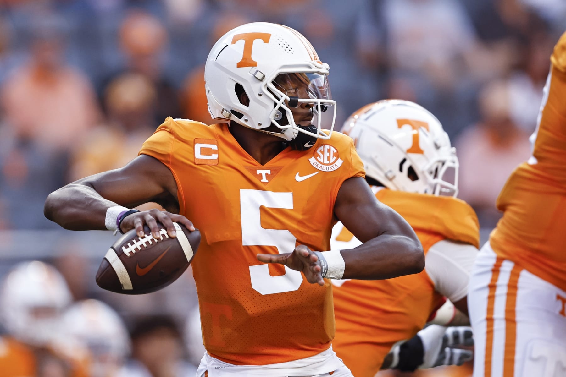Tennessee quarterback Hendon Hooker (5) looks for a receiver during the first half of the team's NCAA college football game against Ball State Thursday, Sept. 1, 2022, in Knoxville, Tenn. (AP Photo/Wade Payne)