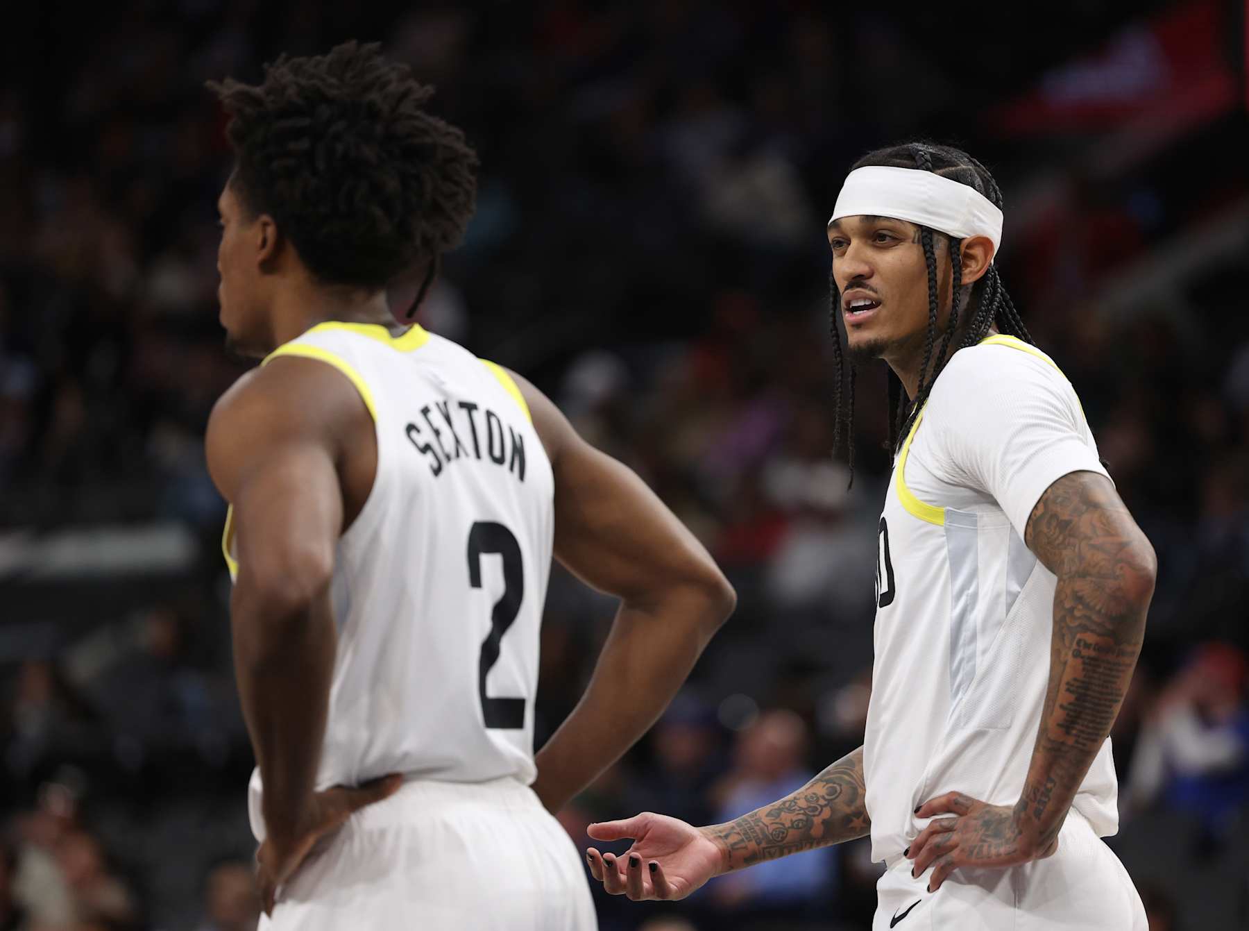 INGLEWOOD, CALIFORNIA - DECEMBER 16: Jordan Clarkson #00 of the Utah Jazz reacts with Collin Sexton #2 during a 144-107 LA Clippers win at Intuit Dome on December 16, 2024 in Inglewood, California. NOTE TO USER: User expressly acknowledges and agrees that, by downloading and or using this photograph, User is consenting to the terms and conditions of the Getty Images License Agreement. (Photo by Harry How/Getty Images)