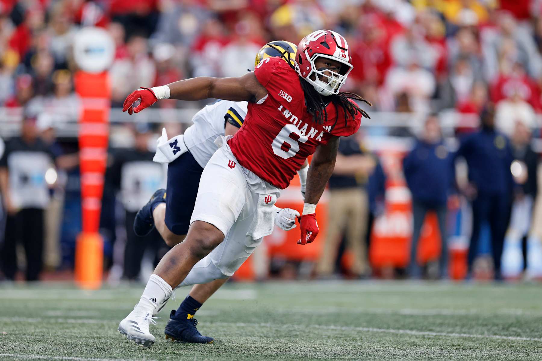 BLOOMINGTON, IN - NOVEMBER 09: Indiana Hoosiers defensive lineman Mikail Kamara (6) rushes on defense during a college football game against the Michigan Wolverines on November 09, 2024 at Memorial Stadium in Bloomington, Indiana. (Photo by Joe Robbins/Icon Sportswire via Getty Images)