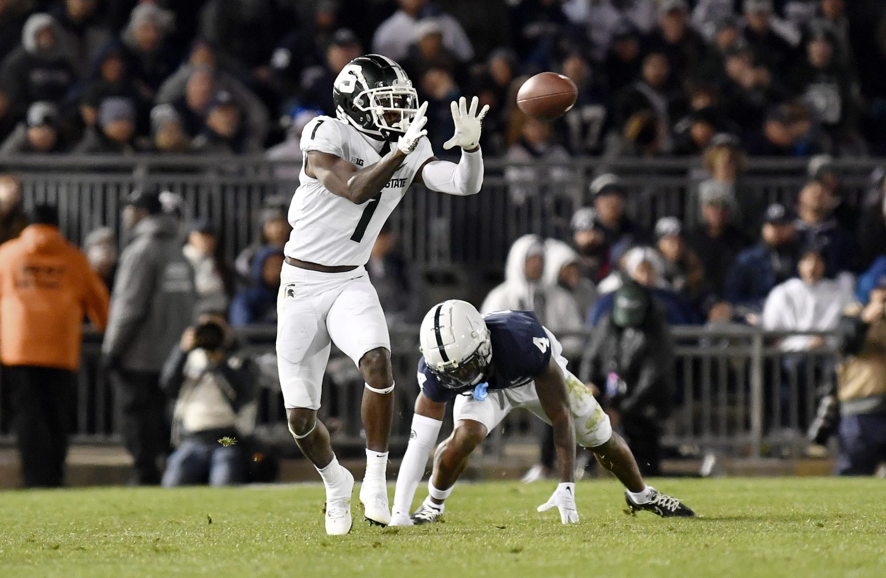 UNIVERSITY PARK, PA - NOVEMBER 26: Michigan State wide receiver Jayden Reed (1) catches a pass during the Michigan State Spartans versus Penn State Nittany Lions game on November 26, 2022 at Beaver Stadium in University Park, PA. (Photo by Randy Litzinger/Icon Sportswire via Getty Images)