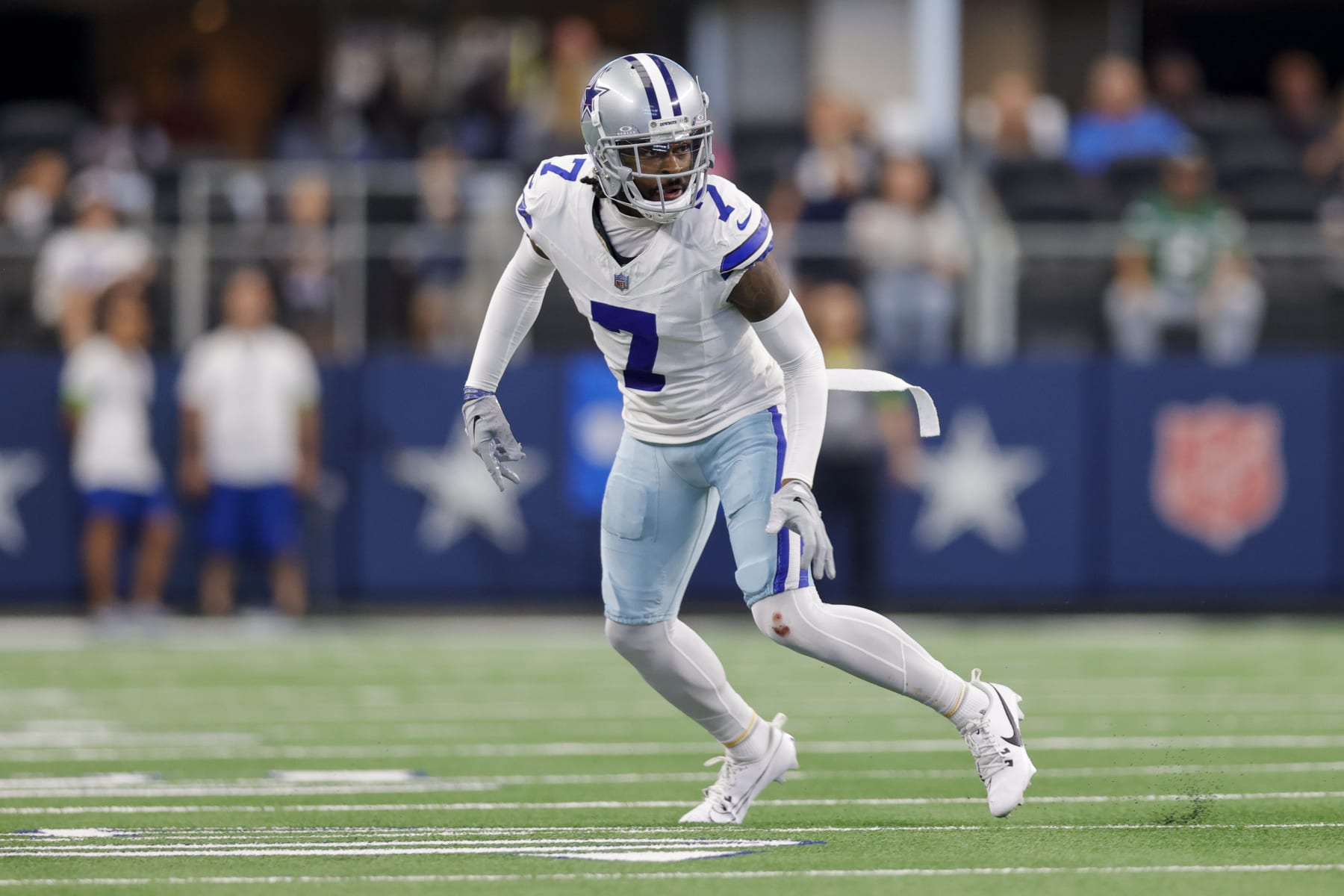 ARLINGTON, TX - SEPTEMBER 17: Dallas Cowboys cornerback Trevon Diggs (7) watches the play during the game between the Dallas Cowboys and the New York Jets on September 17, 2023 at AT&T Stadium in Arlington, Texas. (Photo by Matthew Pearce/Icon Sportswire via Getty Images)