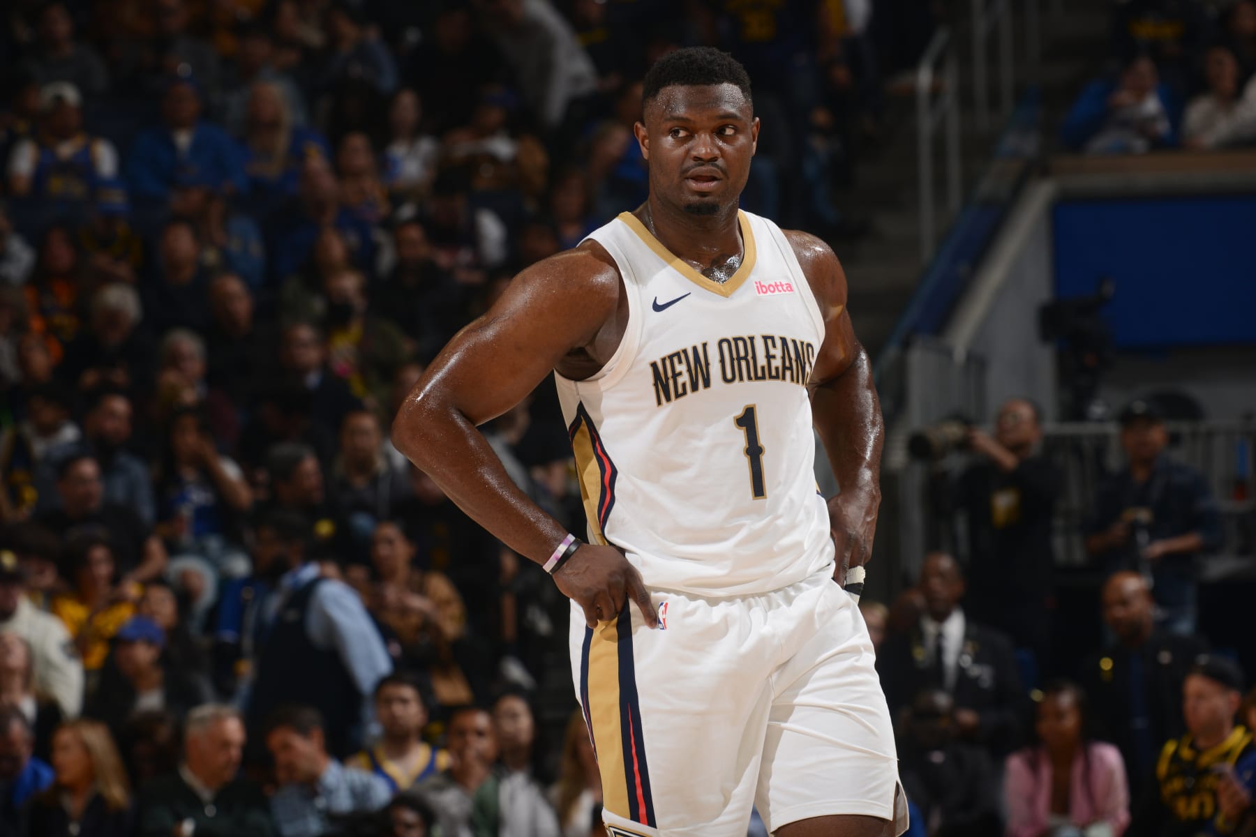 SAN FRANCISCO, CA - APRIL 12:  Zion Williamson #1 of the New Orleans Pelicans looks on during the game on April 12, 2024 at Chase Center in San Francisco, California. NOTE TO USER: User expressly acknowledges and agrees that, by downloading and or using this photograph, user is consenting to the terms and conditions of Getty Images License Agreement. Mandatory Copyright Notice: Copyright 2024 NBAE (Photo by Noah Graham/NBAE via Getty Images)