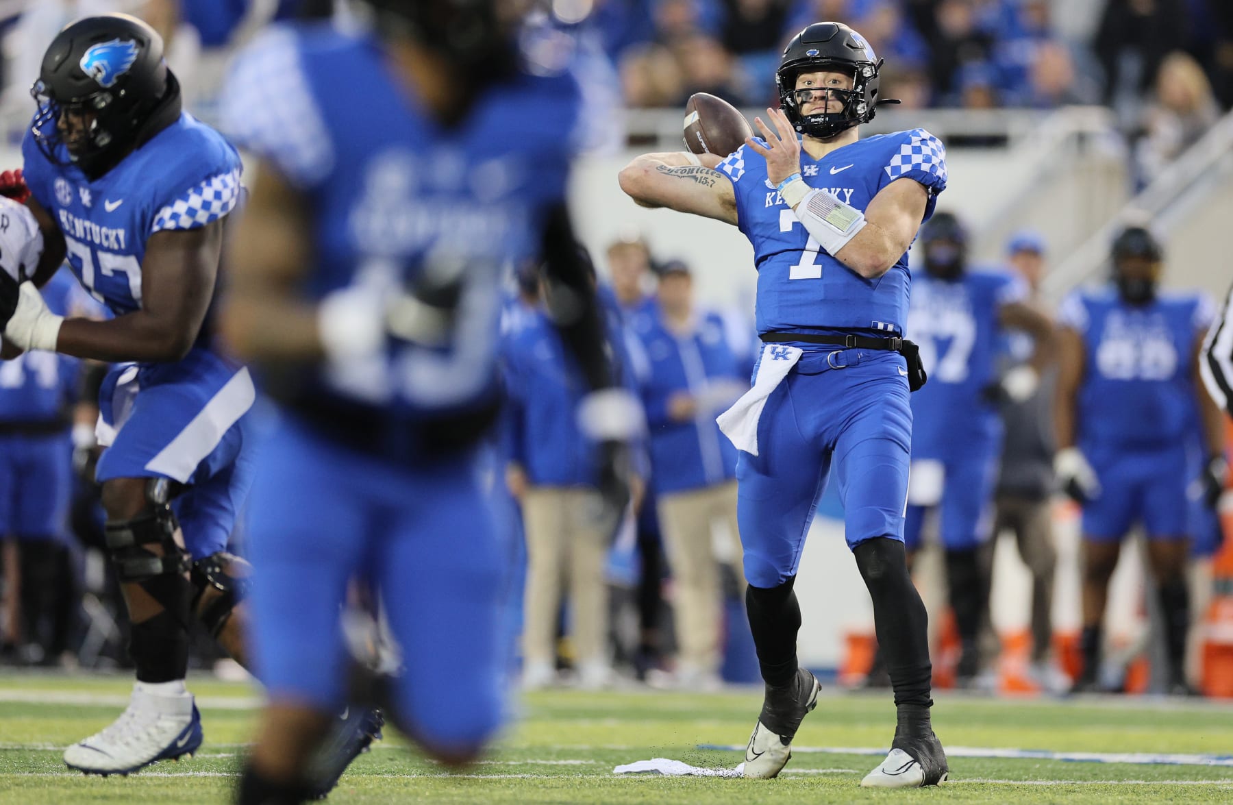 LEXINGTON, KENTUCKY - NOVEMBER 26:  Will Levis #7 of the Kentucky Wildcats throws a pass against the Louisville Cardinals at Kroger Field on November 26, 2022 in Lexington, Kentucky. (Photo by Andy Lyons/Getty Images)