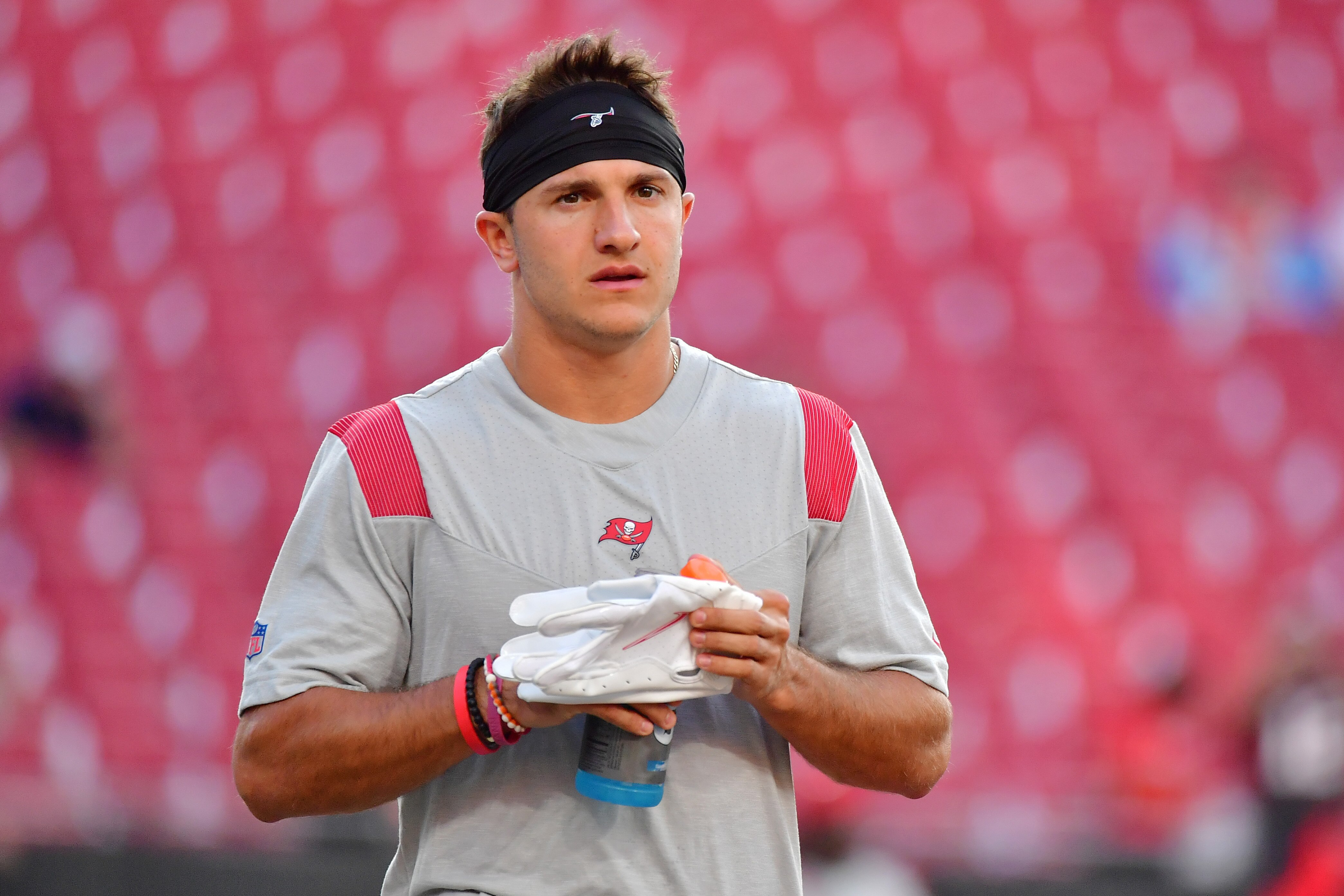 TAMPA, FLORIDA - SEPTEMBER 09: Scott Miller #10 of the Tampa Bay Buccaneers looks on prior to a game against the Dallas Cowboys at Raymond James Stadium on September 09, 2021 in Tampa, Florida. (Photo by Julio Aguilar/Getty Images)