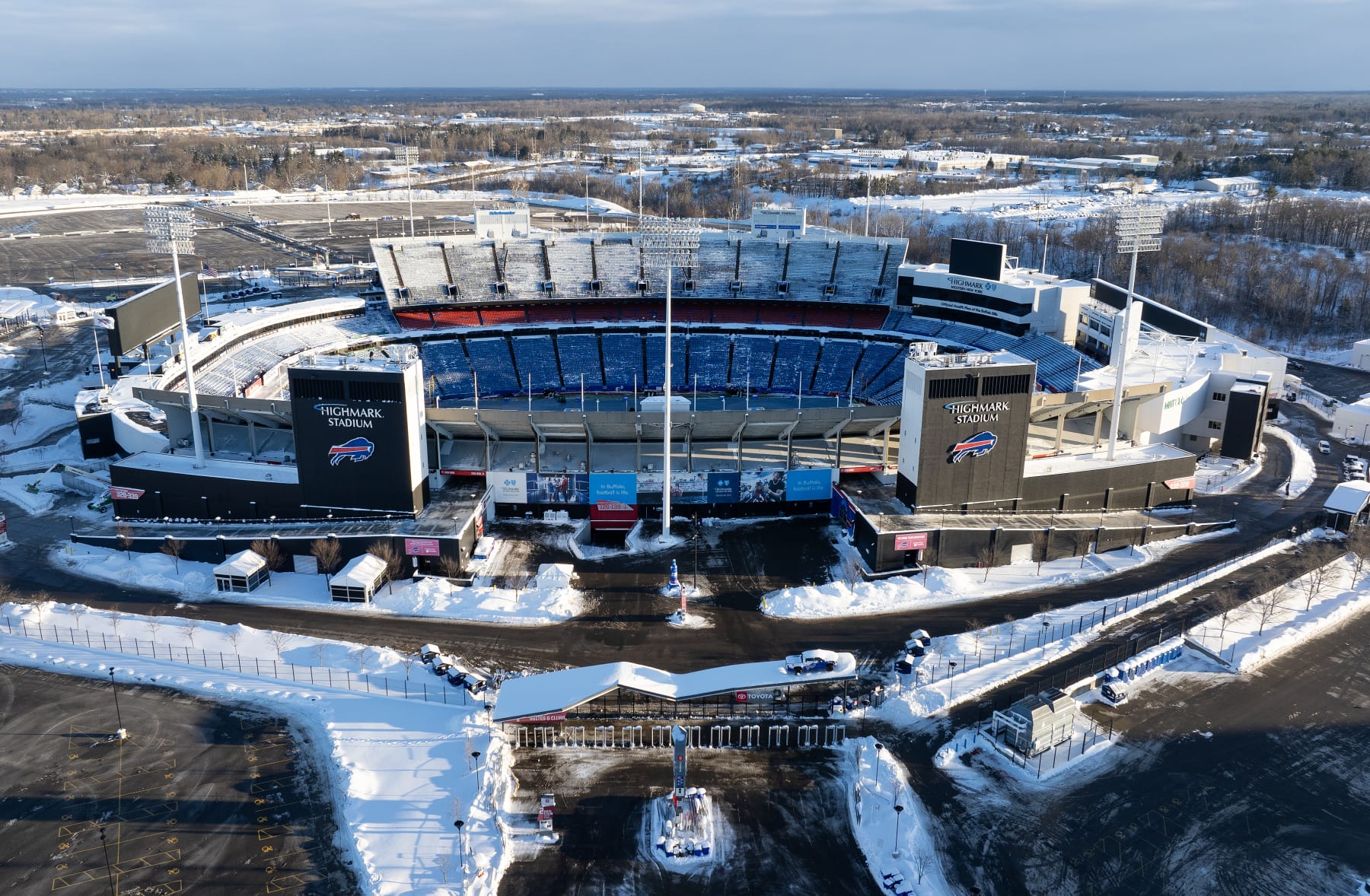 ORCHARD PARK, NEW YORK - JANUARY 21:  In an aerial view, Highmark Stadium, the home stadium of the Buffalo Bills, stands prior to the AFC Divisional Playoff game between The Buffalo Bills against the Kansas City Chiefs on January 21, 2024 in Orchard Park, New York.  (Photo by Al Bello/Getty Images)