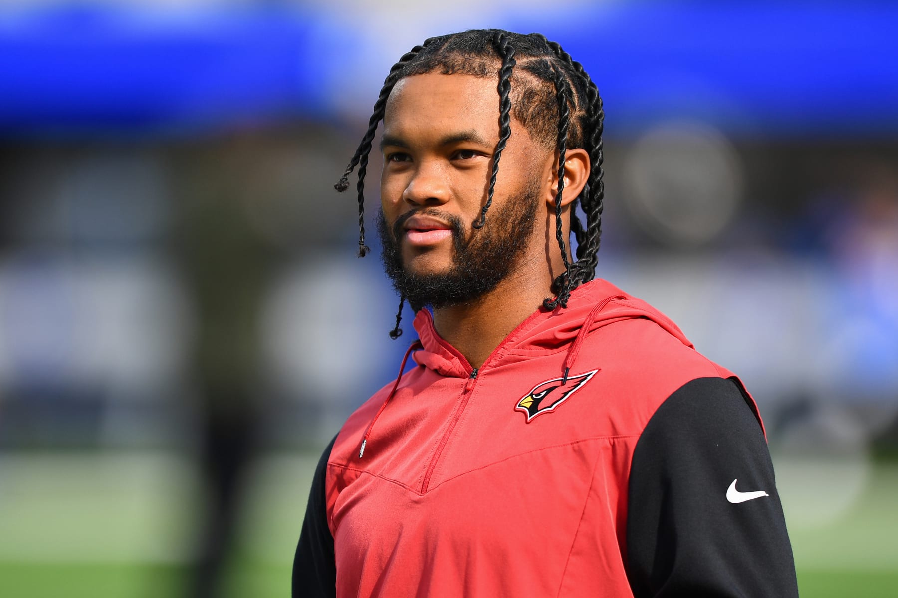 INGLEWOOD, CA - NOVEMBER 13: Injured Arizona Cardinals quarterback Kyler Murray (1) looks on before the NFL game between the Arizona Cardinals and the Los Angeles Rams on November 13, 2022, at SoFi Stadium in Inglewood, CA. (Photo by Brian Rothmuller/Icon Sportswire via Getty Images)