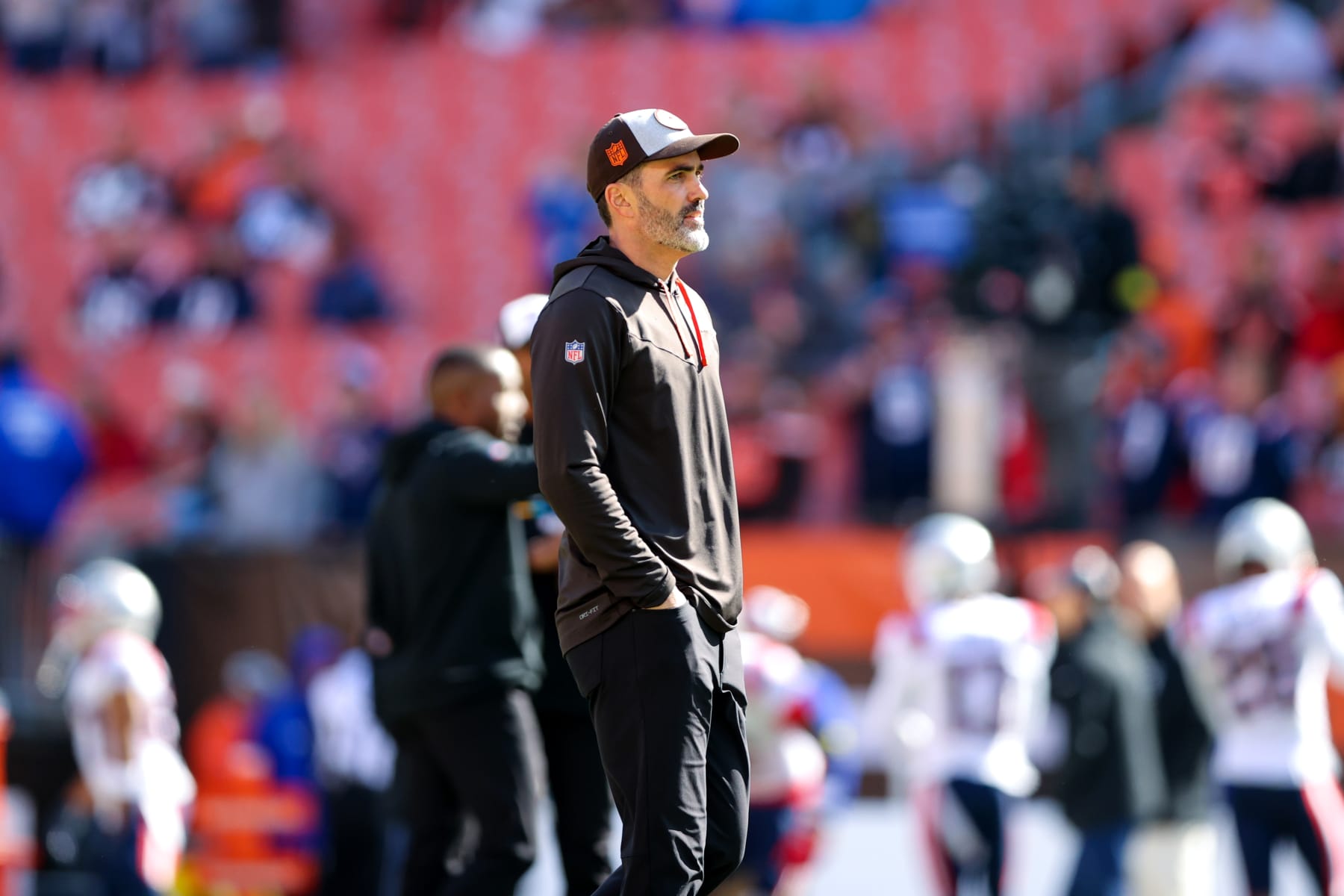 CLEVELAND, OH - OCTOBER 16: Cleveland Browns head coach Kevin Stefanski on the field prior to the National Football League game between the New England Patriots and Cleveland Browns on October 16, 2022, at FirstEnergy Stadium in Cleveland, OH. (Photo by Frank Jansky/Icon Sportswire via Getty Images)