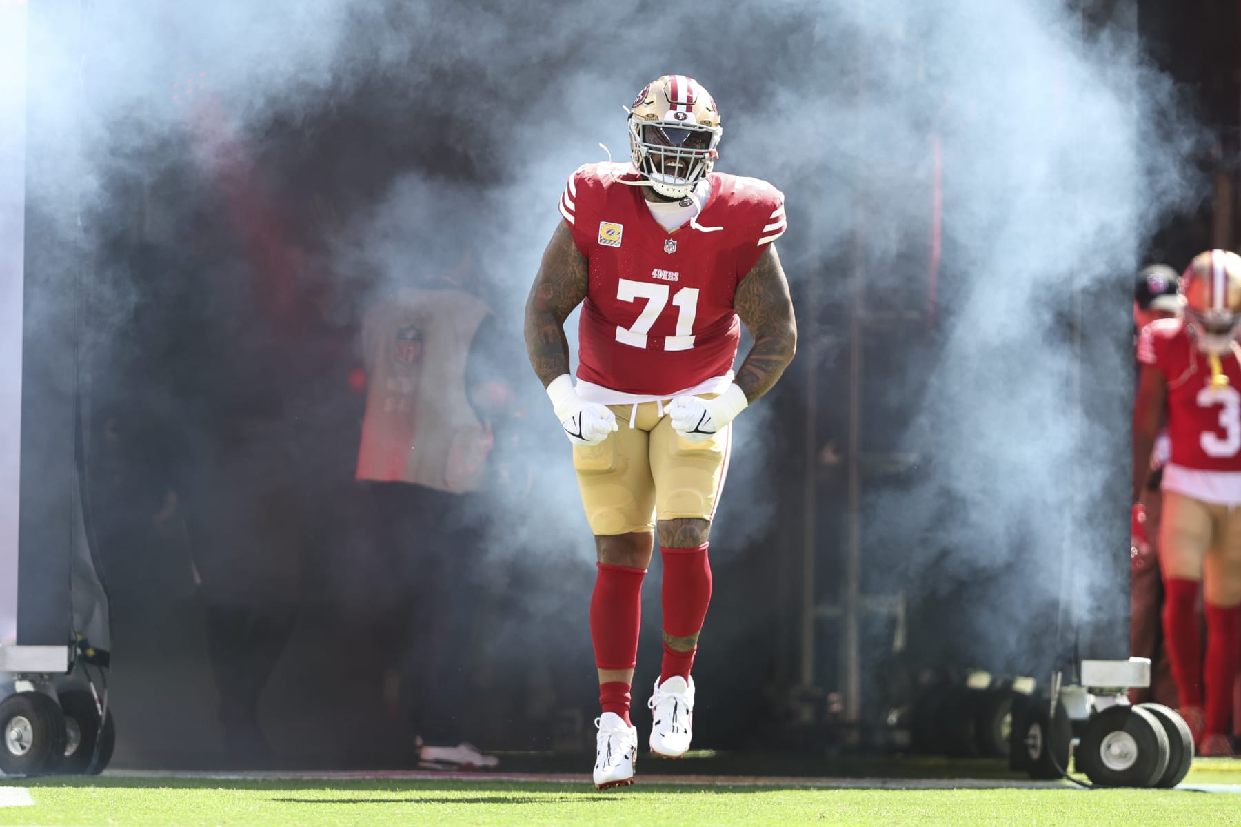 SANTA CLARA, CALIFORNIA - OCTOBER 01: Trent Williams #71 of the San Francisco 49ers reacts as he takes the field prior to an NFL football game between the San Francisco 49ers and the Arizona Cardinals at Levi's Stadium on October 01, 2023 in Santa Clara, California. (Photo by Michael Owens/Getty Images)
