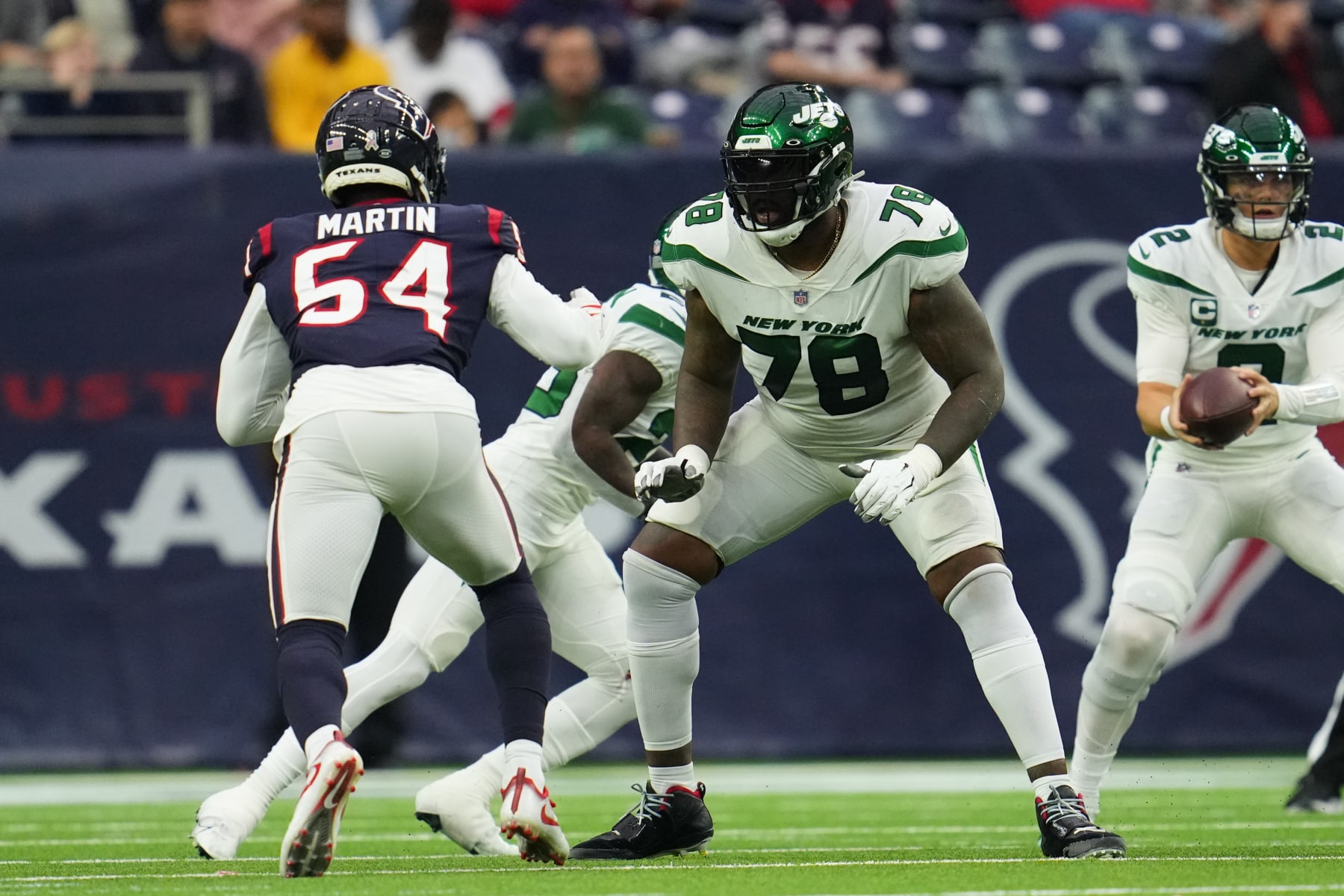 New York Jets right tackle Morgan Moses