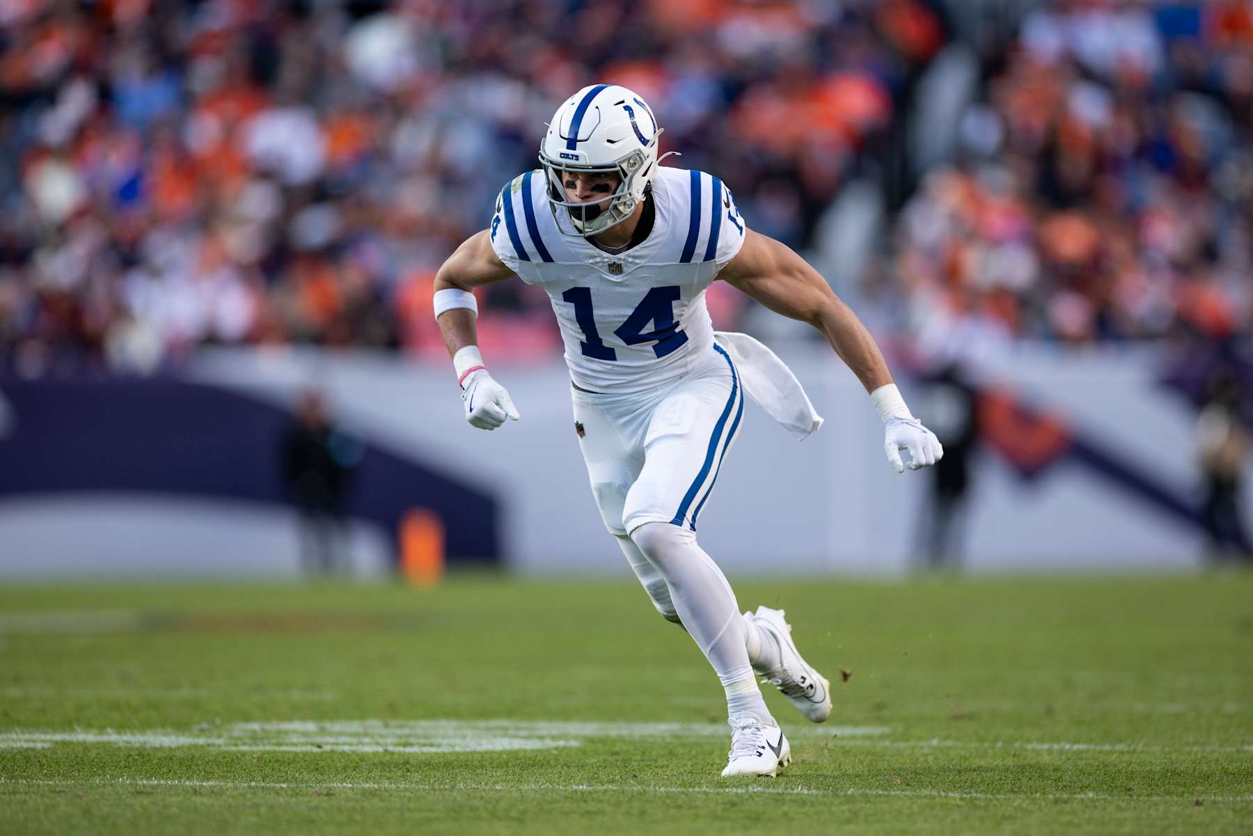 DENVER, COLORADO - DECEMBER 15: Alec Pierce #14 of the Indianapolis Colts runs a route during an NFL Football game against the Denver Broncos at Empower Field At Mile High on December 15, 2024 in Denver, Colorado. (Photo by Michael Owens/Getty Images)