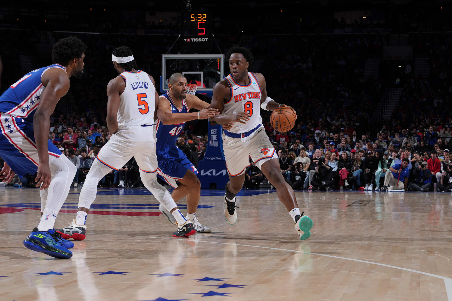PHILADELPHIA, PA - APRIL 25: OG Anunoby #8 of the New York Knicks handles the ball during the game against the Philadelphia 76ers during Round 1 Game 3 of the 2024 NBA Playoffs on April 25, 2024 at the Wells Fargo Center in Philadelphia, Pennsylvania NOTE TO USER: User expressly acknowledges and agrees that, by downloading and/or using this Photograph, user is consenting to the terms and conditions of the Getty Images License Agreement. Mandatory Copyright Notice: Copyright 2024 NBAE (Photo by Jesse D. Garrabrant/NBAE via Getty Images)