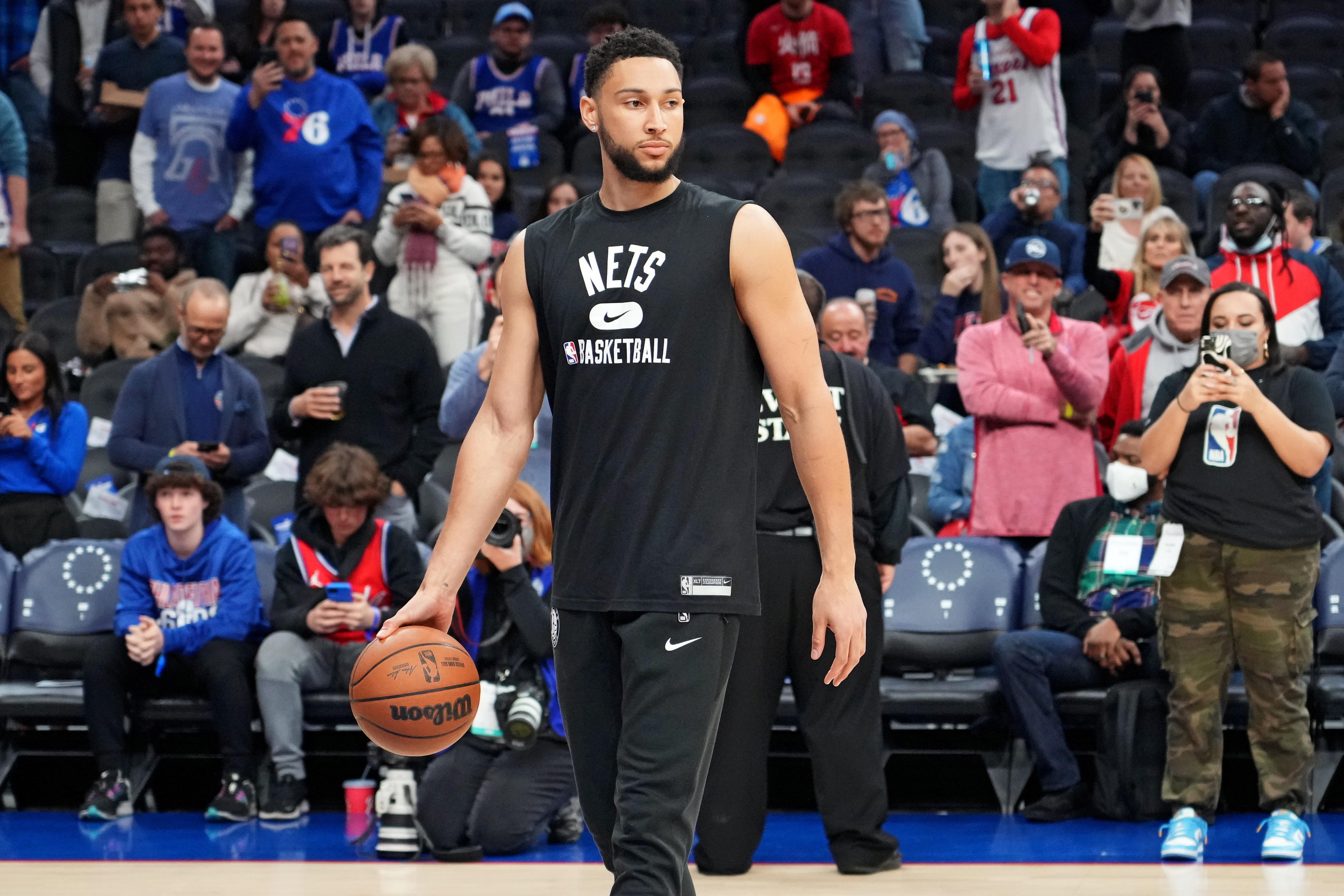PHILADELPHIA, PA - MARCH 10: Ben Simmons #10 of the Brooklyn Nets warms up before a game against the Philadelphia 76ers on March 10, 2022 at Wells Fargo Center in Philadelphia, Pennsylvania. NOTE TO USER: User expressly acknowledges and agrees that, by downloading and/or using this Photograph, user is consenting to the terms and conditions of the Getty Images License Agreement. Mandatory Copyright Notice: Copyright 2022 NBAE (Photo by Jesse D. Garrabrant/NBAE via Getty Images)