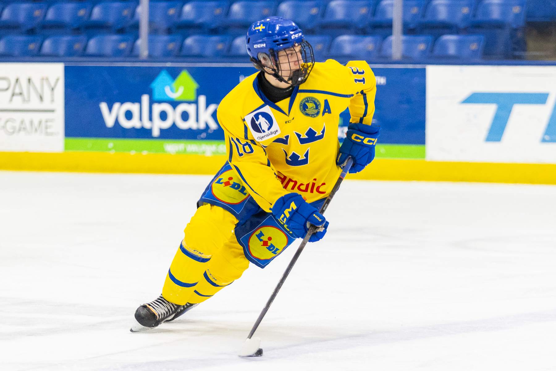 PLYMOUTH, MI - FEBRUARY 7: Victor Eklund #18 of Team Sweden skates with the puck during U18 Five Nations Tournament between Team Czechia and Team Sweden at USA Hockey Arena on February 7, 2024 in Plymouth, Michigan. (Photo by Michael Miller/ISI Photos/Getty Images)