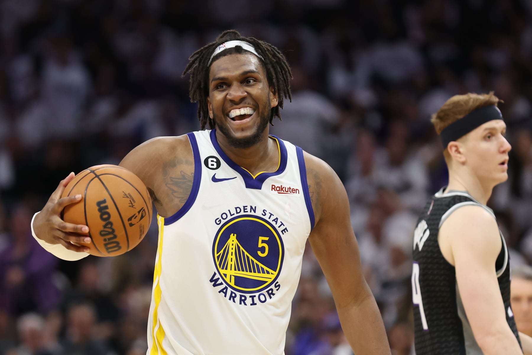 SACRAMENTO, CALIFORNIA - APRIL 30: Kevon Looney #5 of the Golden State Warriors reacts against the Sacramento Kings during the fourth quarter in game seven of the Western Conference First Round Playoffs at Golden 1 Center on April 30, 2023 in Sacramento, California. NOTE TO USER: User expressly acknowledges and agrees that, by downloading and or using this photograph, User is consenting to the terms and conditions of the Getty Images License Agreement. (Photo by Ezra Shaw/Getty Images)