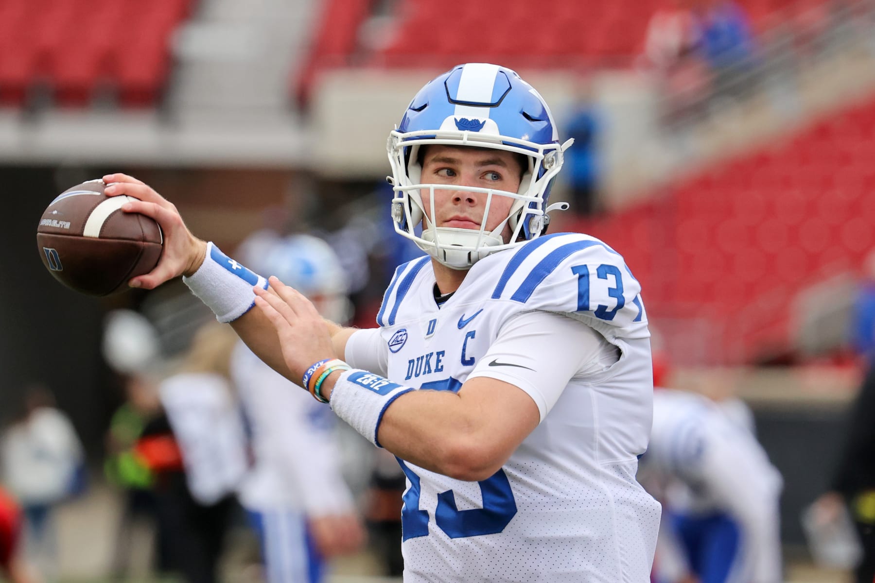 LOUISVILLE, KY - OCTOBER 28: Duke Blue Devils quarterback Riley Leonard (13) warms up prior to the college football game between the Duke Blue Devils and Louisville Cardinals on October 28, 2023, at L&N Federal Credit Union Stadium in Louisville, KY.  (Photo by Frank Jansky/Icon Sportswire via Getty Images)