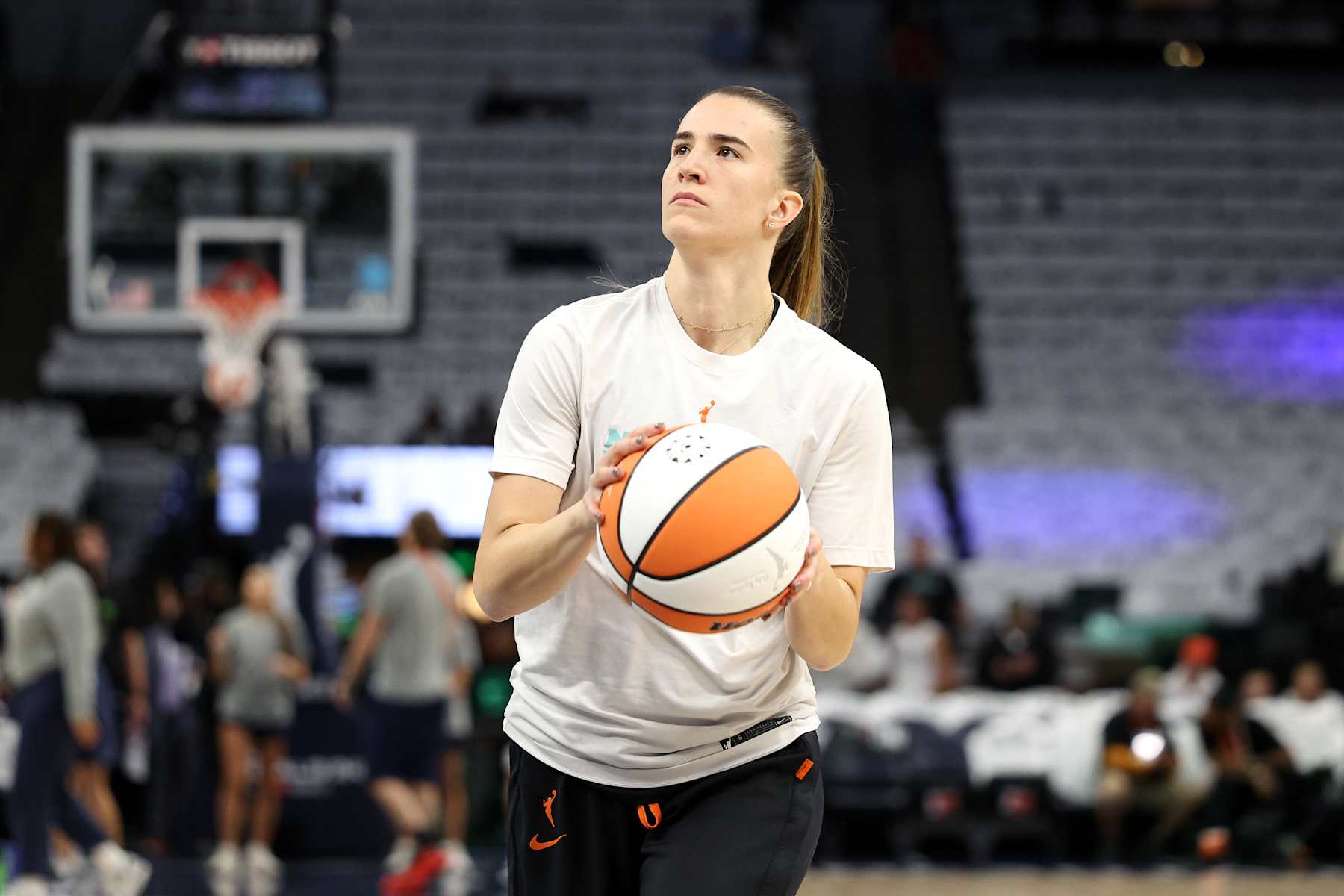 MINNEAPOLIS, MINNESOTA - OCTOBER 18: Sabrina Ionescu #20 of the New York Liberty warms-up prior to Game Four of the WNBA Finals against the Minnesota Lynx at Target Center on October 18, 2024 in Minneapolis, Minnesota. (Photo by David Berding/Getty Images)