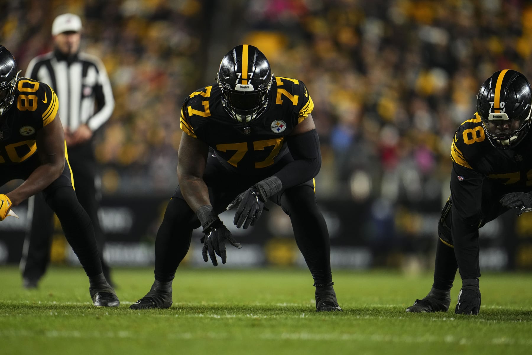Pittsburgh Steelers offensive tackle Broderick Jones