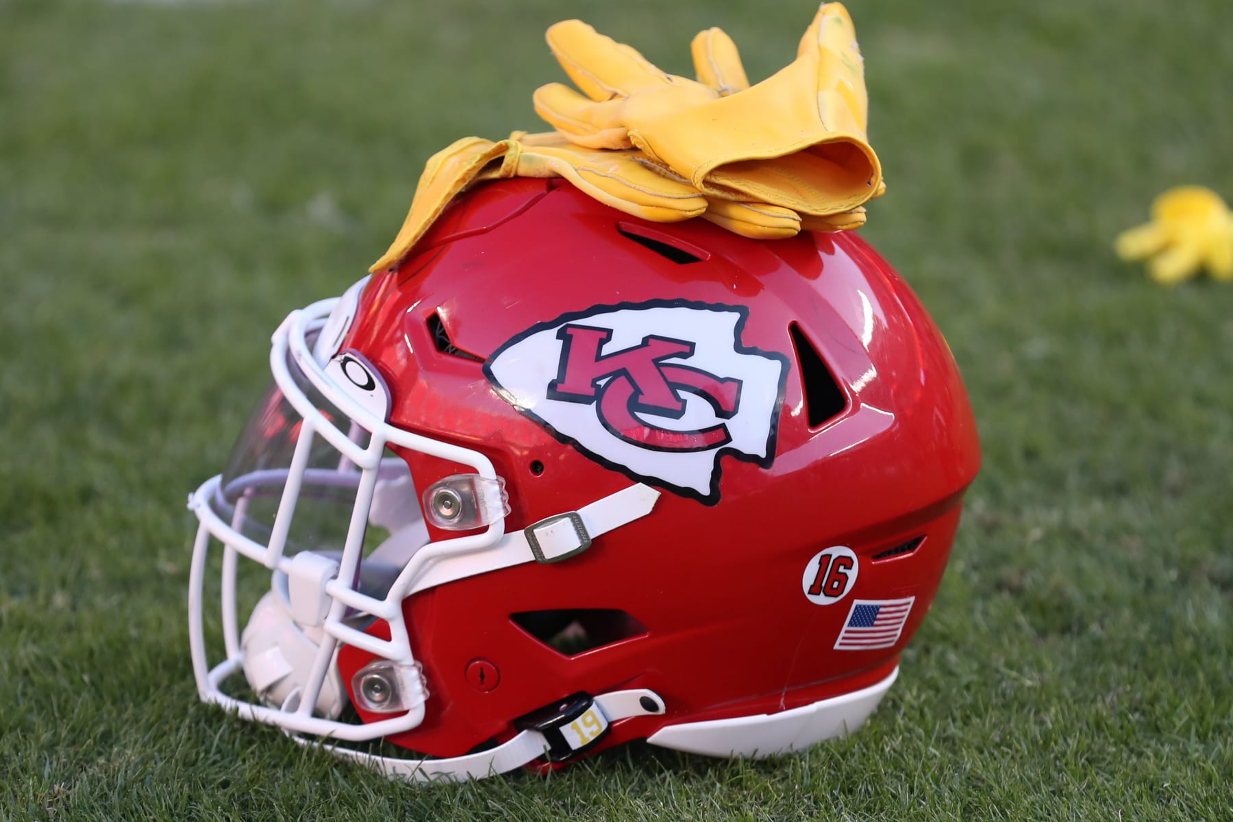 KANSAS CITY, MO - NOVEMBER 13: A view of a Kansas City Chiefs helmet and gloves after an NFL game between the Jacksonville Jaguars and Kansas City Chiefs on November 13, 2022 at GEHA Field at Arrowhead Stadium in Kansas City, MO. (Photo by Scott Winters/Icon Sportswire via Getty Images)