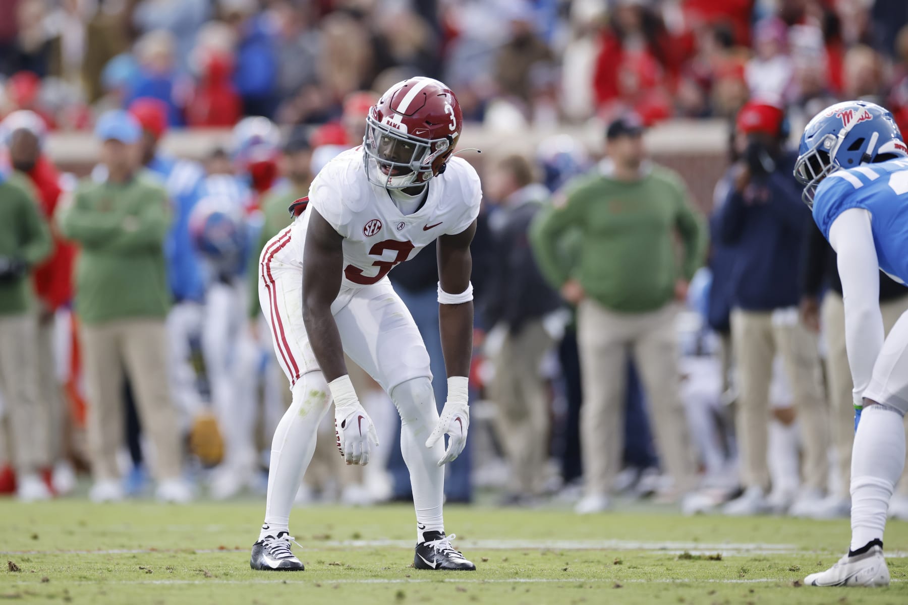 OXFORD, MS - NOVEMBER 12: Alabama Crimson Tide defensive back Terrion Arnold (3) lines up on defense during a college football game against the Mississippi Rebels on November 12, 2022 at Vaught-Hemingway Stadium in Oxford, Mississippi. (Photo by Joe Robbins/Icon Sportswire via Getty Images)