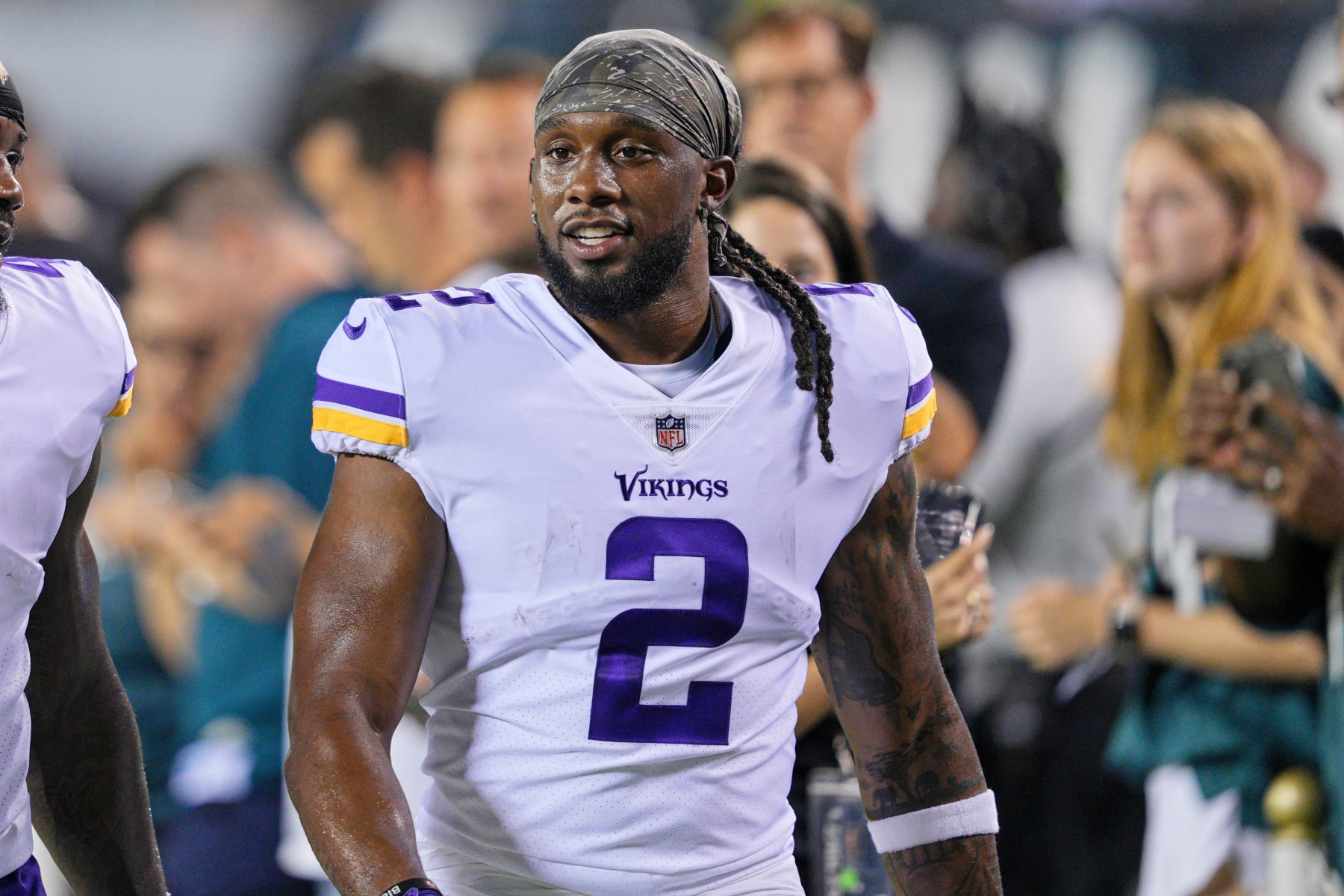 PHILADELPHIA, PA - SEPTEMBER 19: Minnesota Vikings running back Alexander Mattison (2) looks on during  game between the Minnesota Vikings and the Philadelphia Eagles on September 19, 2022 at Lincoln Financial Field in Philadelphia PA. (Photo by Andy Lewis/Icon Sportswire via Getty Images)
