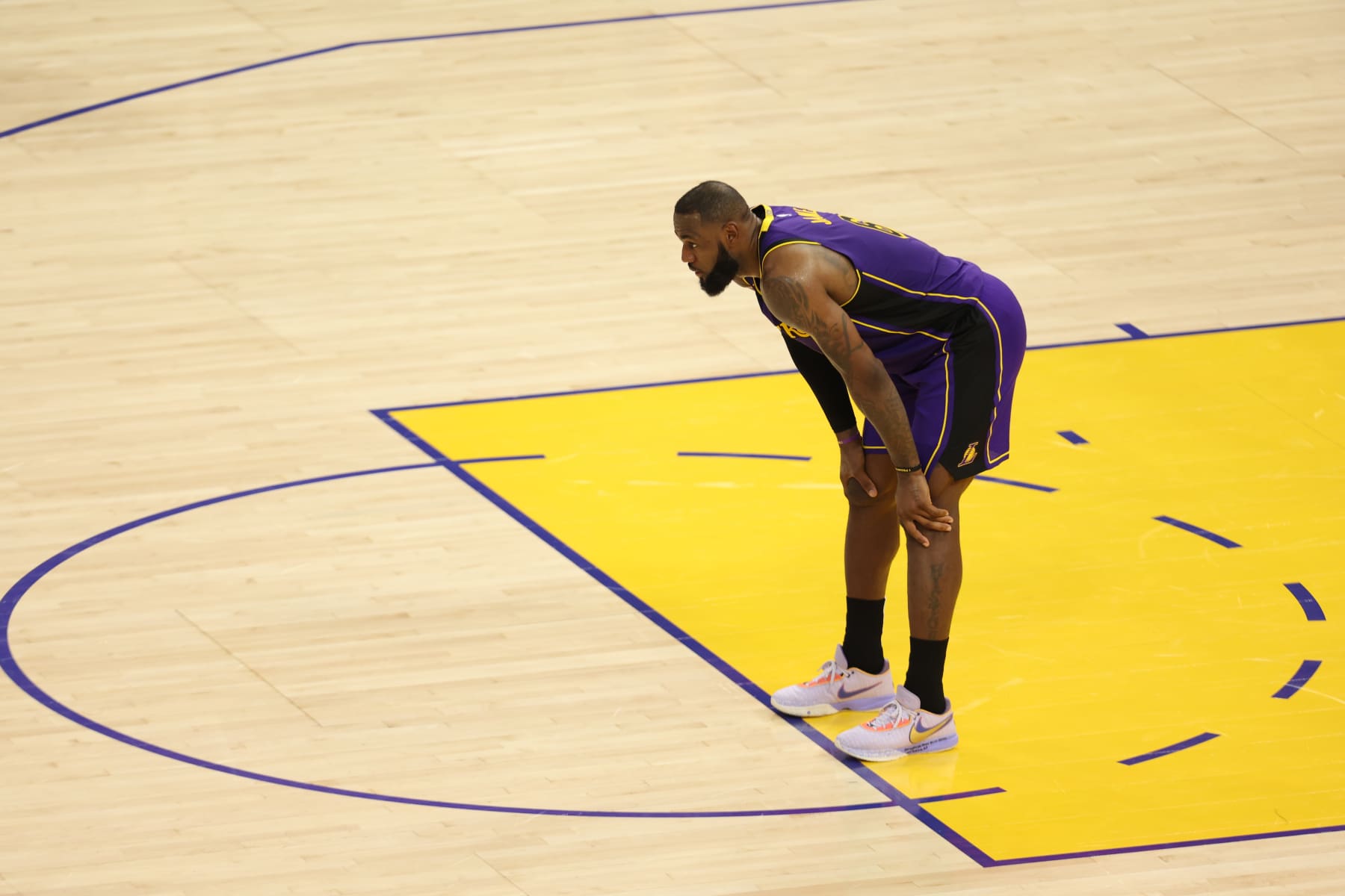 SAN FRANCISCO, CA - OCTOBER 18: LeBron James #6 of the Los Angeles Lakers looks on during the season opener game against the Golden State Warriors on October 18, 2022 at Chase Center in San Francisco, California. NOTE TO USER: User expressly acknowledges and agrees that, by downloading and or using this photograph, user is consenting to the terms and conditions of Getty Images License Agreement. Mandatory Copyright Notice: Copyright 2022 NBAE (Photo by Jed Jacobsohn/NBAE via Getty Images)