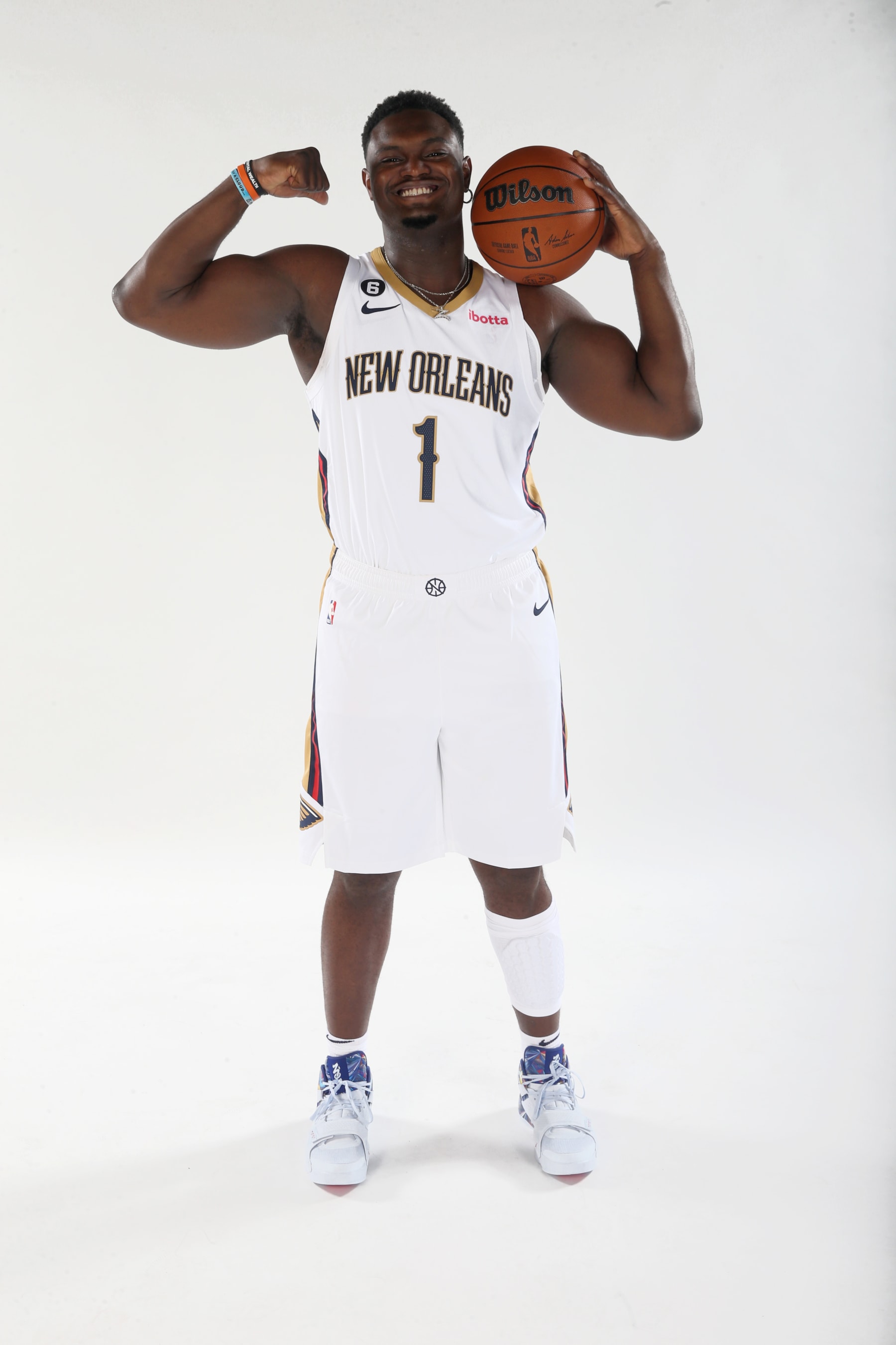 NEW ORLEANS, LA - SEPTEMBER 26: Zion Williamson #1 of the New Orleans Pelicans poses for a photograph in New Orleans, Louisiana. NOTE TO USER: User expressly acknowledges and agrees that, by downloading and or using this Photograph, user is consenting to the terms and conditions of the Getty Images License Agreement. Mandatory Copyright Notice: Copyright 2022 NBAE (Photo by Layne Murdoch Jr./NBAE via Getty Images)