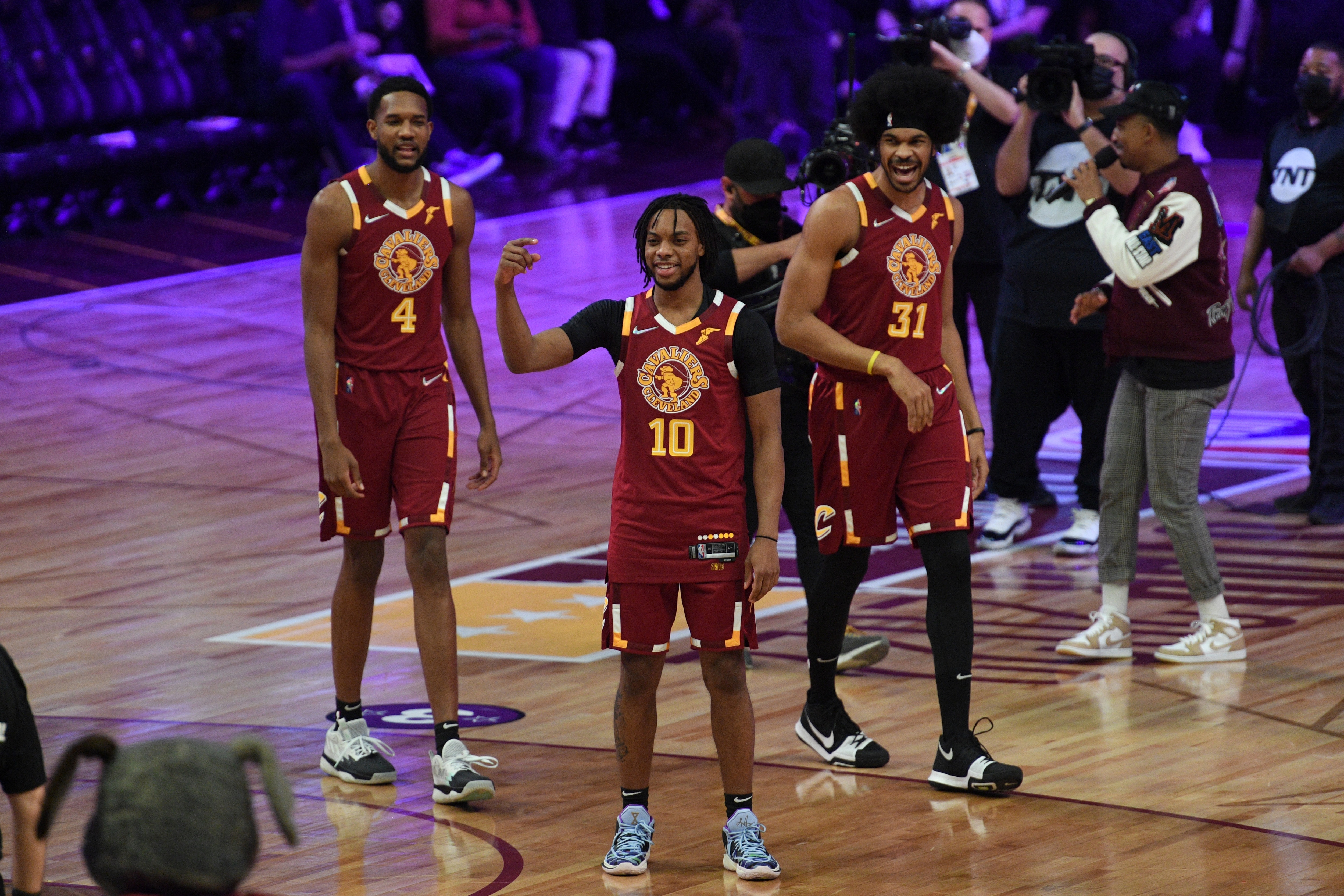 CLEVELAND, OH - FEBRUARY 19: Evan Mobley #4 of the Cleveland Cavaliers, Darius Garland #10 of the Cleveland Cavaliers, and Jarrett Allen #31 of the Cleveland Cavaliers participate in the Taco Bell Skills Challenge as part of 2022 NBA All Star Weekend on February 19, 2022 at Rocket Mortgage FieldHouse in Cleveland, Ohio. NOTE TO USER: User expressly acknowledges and agrees that, by downloading and/or using this Photograph, user is consenting to the terms and conditions of the Getty Images License Agreement. Mandatory Copyright Notice: Copyright 2022 NBAE (Photo by Chris Schwegler/NBAE via Getty Images)