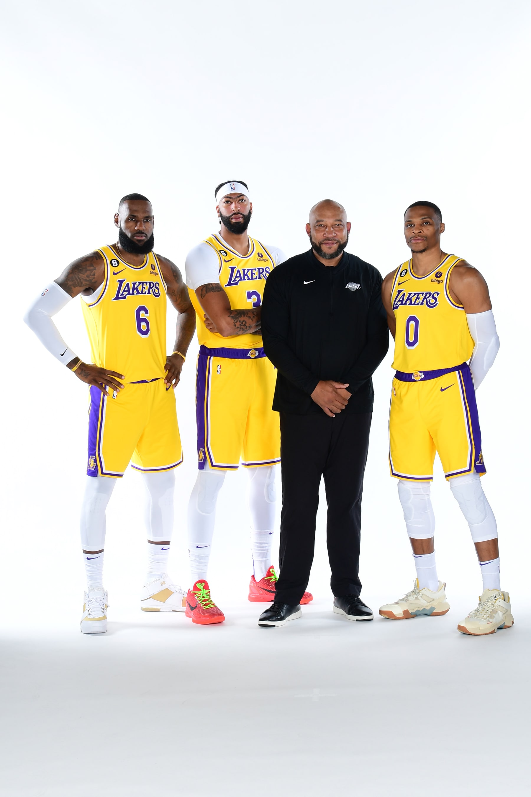 EL SEGUNDO, CA - SEPTEMBER 26: Anthony Davis #3, LeBron James #6, Head Coach Darvin Ham, and Russell Westbrook #0 of the Los Angeles Lakers pose for a photo during NBA Media day at UCLA Health Training Center on September 26, 2022 in El Segundo, California. NOTE TO USER: User expressly acknowledges and agrees that, by downloading and/or using this Photograph, user is consenting to the terms and conditions of the Getty Images License Agreement. Mandatory Copyright Notice: Copyright 2022 NBAE (Photo by Adam Pantozzi/NBAE via Getty Images)