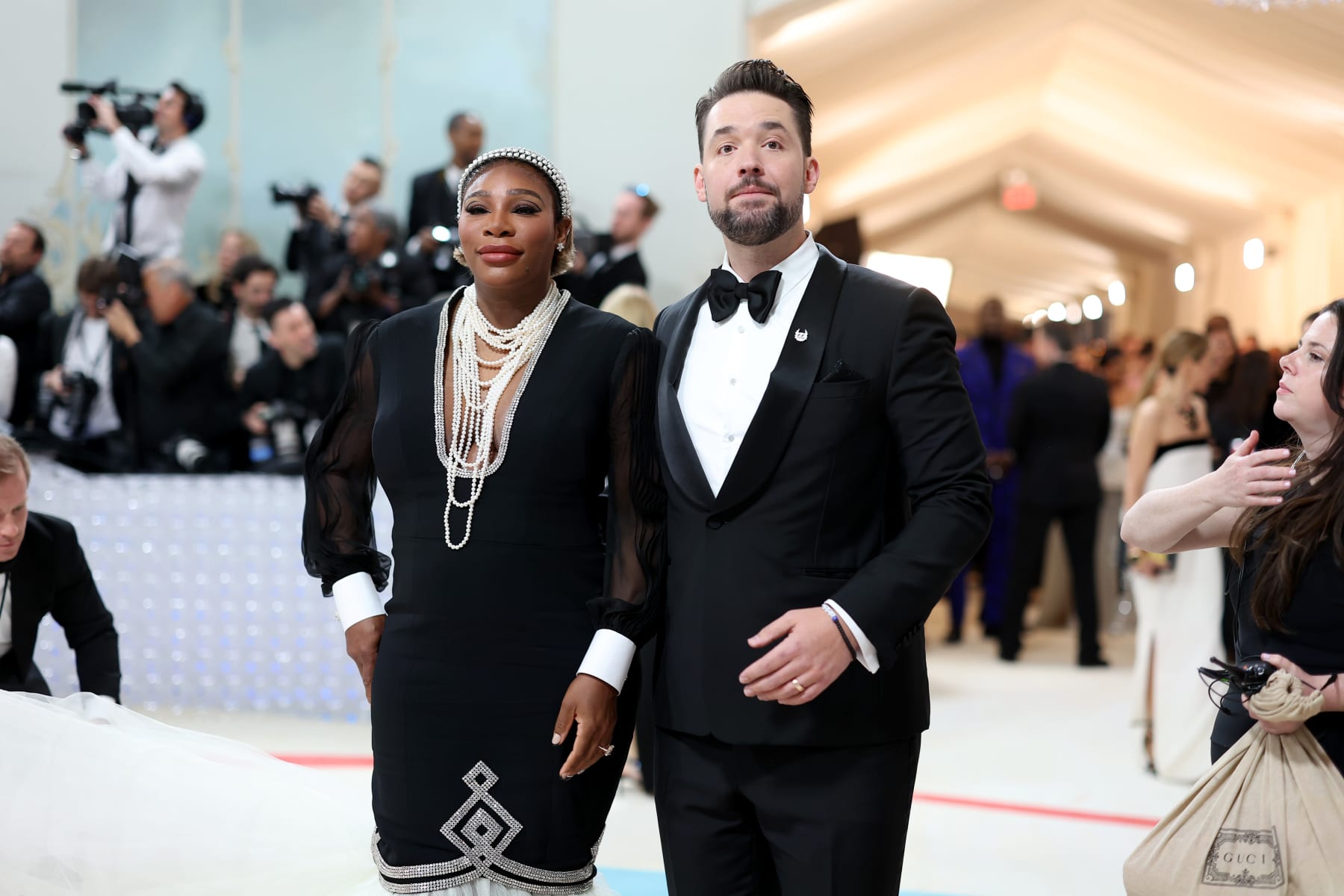 NEW YORK, NEW YORK - MAY 01: (L-R) Serena Williams and Alexis Ohanian attend The 2023 Met Gala Celebrating "Karl Lagerfeld: A Line Of Beauty" at The Metropolitan Museum of Art on May 01, 2023 in New York City. (Photo by Mike Coppola/Getty Images)