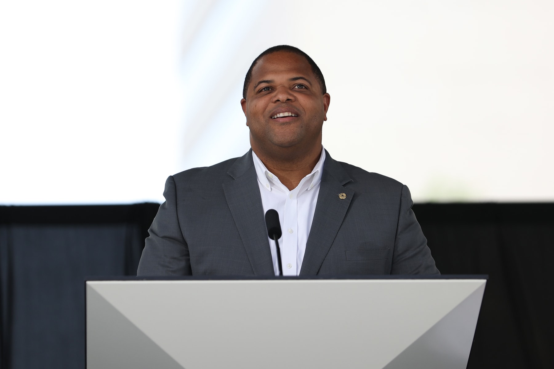 DALLAS, TX - JUNE 16: Mayor of Dallas Eric Johnson speaks during the FIFA World Cup 2026 Host City Announcement at the AT&T Discovery District on June 16, 2022 in Dallas, Texas. (Photo by Omar Vega/Getty Images)