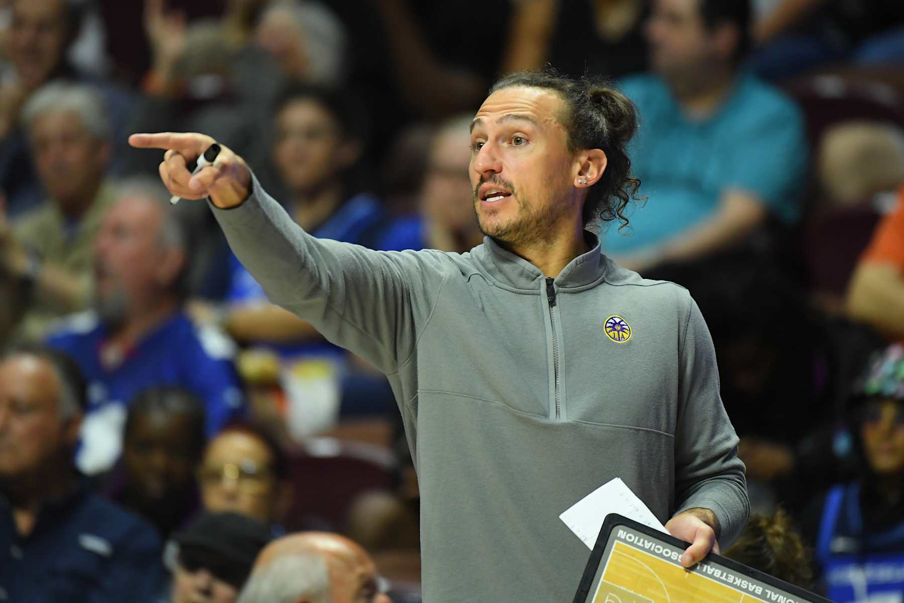 UNCASVILLE, CT - SEPTEMBER 05: Los Angeles Sparks assistant coach Chris Koclanes reacts during a WNBA game between the Los Angeles Sparks and the Connecticut Sun on September 5, 2023, at Mohegan Sun Arena in Uncasville, CT.  (Photo by Erica Denhoff/Icon Sportswire via Getty Images)