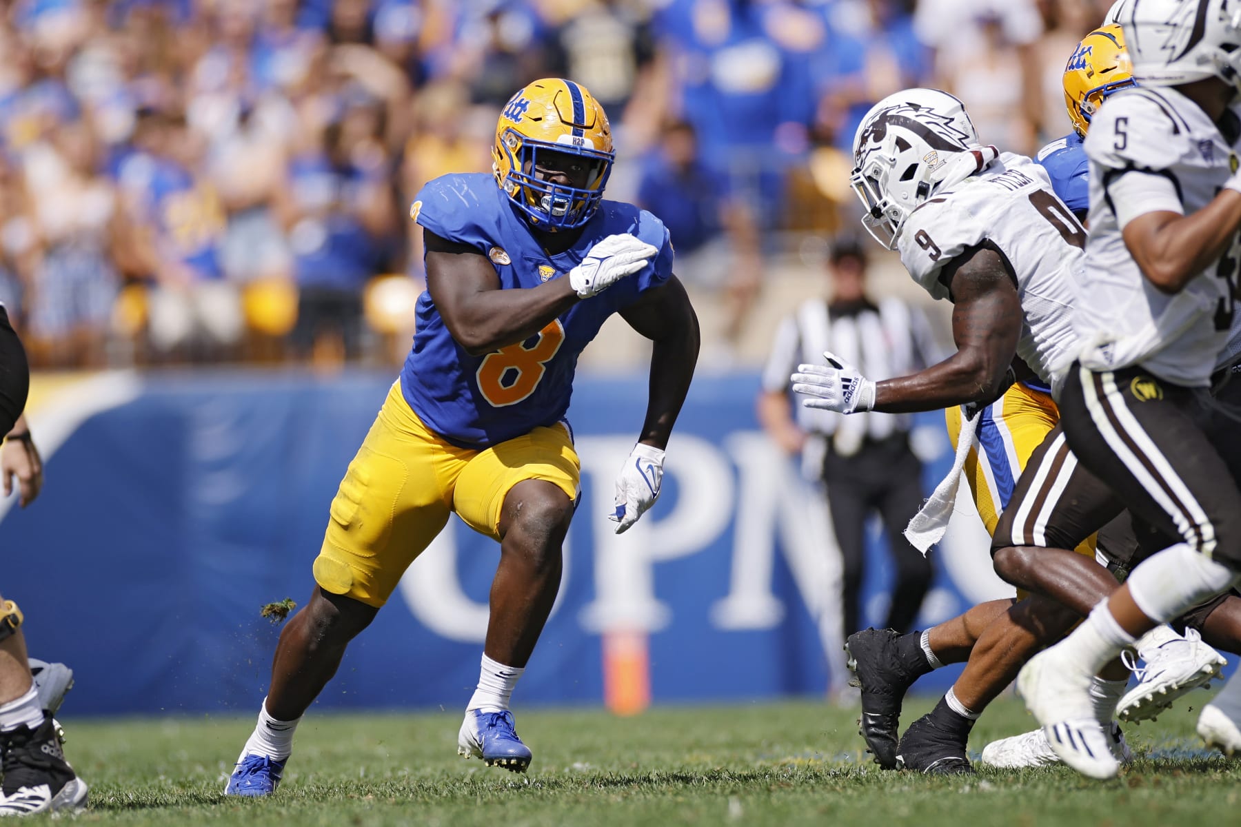 PITTSBURGH, PA - SEPTEMBER 18: Pittsburgh Panthers defensive lineman Calijah Kancey (8) rushes on defense during a college football game against the Western Michigan Broncos on Sept. 18, 2021 at Heinz Field in Pittsburgh, Pennsylvania. (Photo by Joe Robbins/Icon Sportswire via Getty Images)