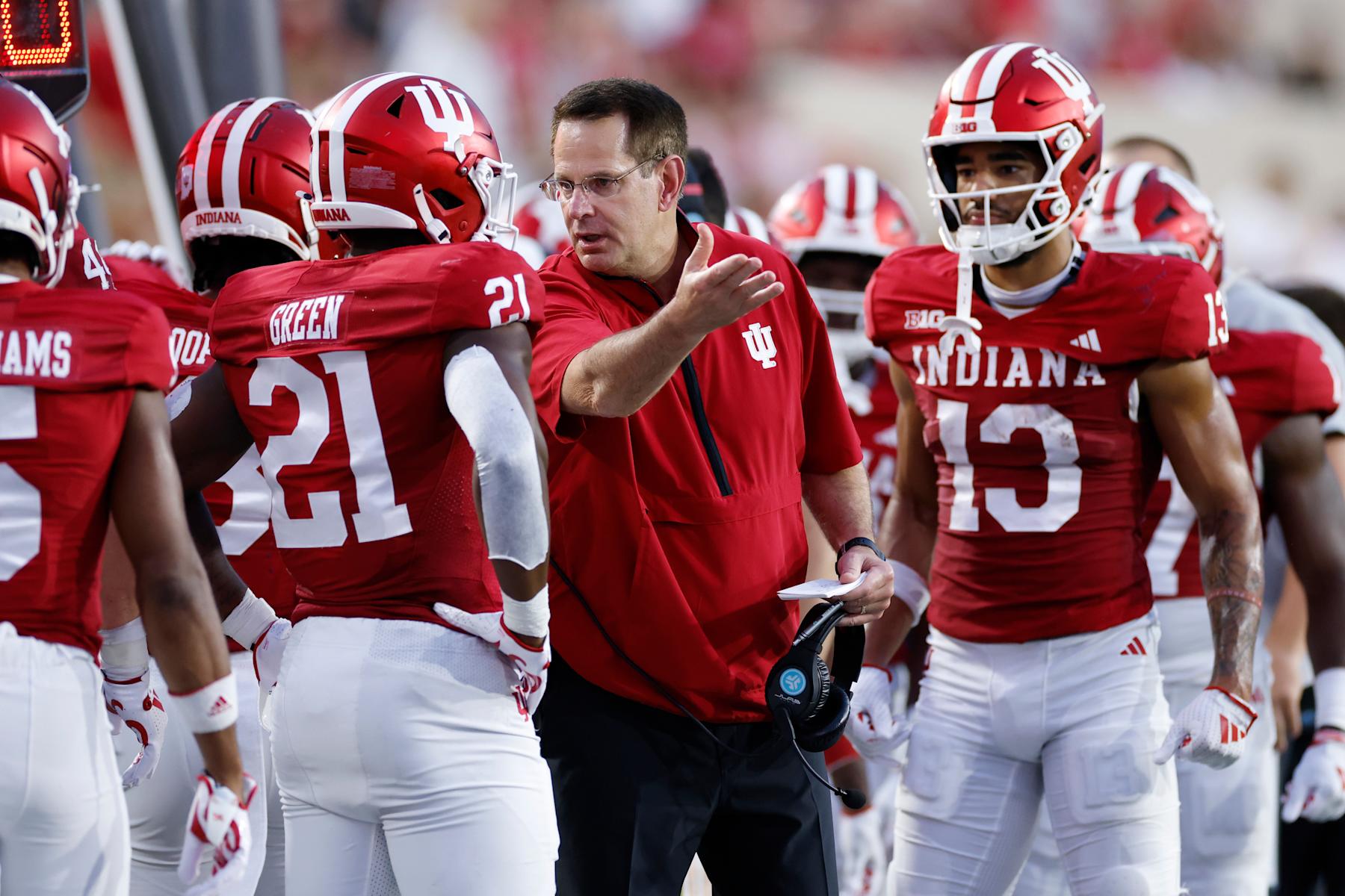 Indiana Hoosiers head coach Curt Cignetti