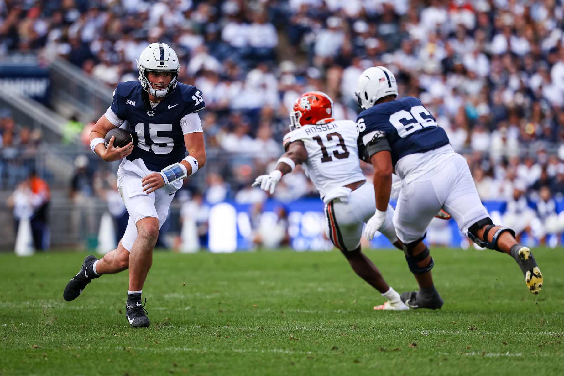 Drew Allar #15 of the Penn State Nittany Lions