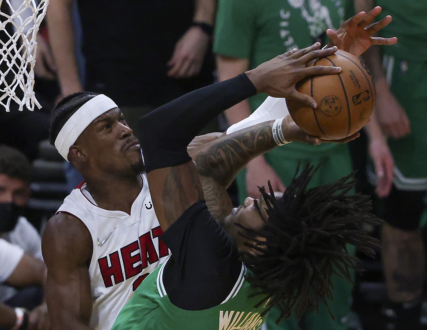 Miami - May 29: Miami Heat forward Jimmy Butler (22) defensive pressure forcing Boston Celtics center Robert Williams III (44) to miss during the third quarter. The Boston Celtics visit the Miami Heat for game 7 of the NBA Eastern Conference Finals at FTX Arena in Miami, FL on May 29, 2022. (Photo by Matthew J. Lee/The Boston Globe via Getty Images)