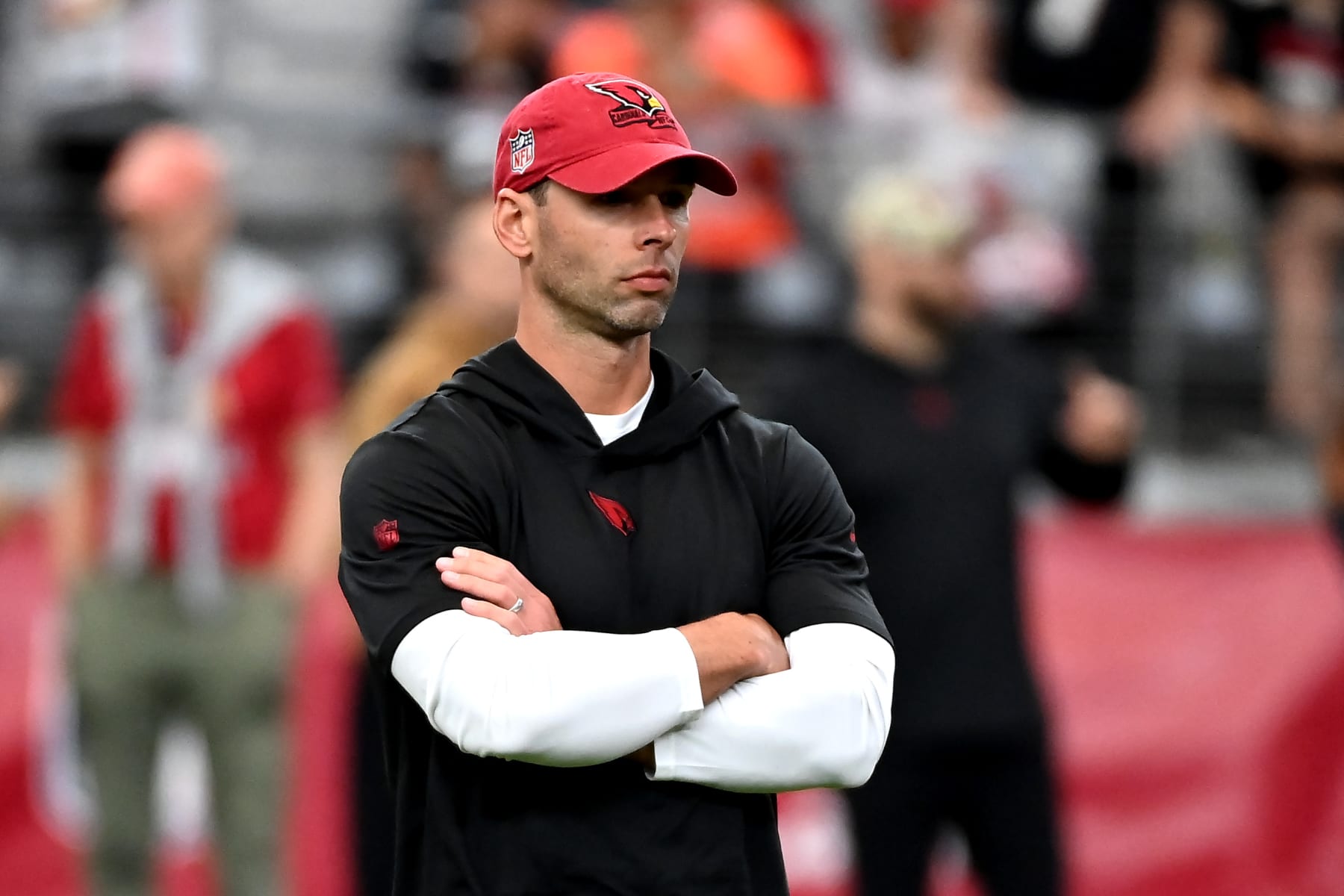 GLENDALE, ARIZONA - NOVEMBER 12: Head coach Jonathan Gannon of the Arizona Cardinals looks on before the game against the Atlanta Falcons at State Farm Stadium on November 12, 2023 in Glendale, Arizona. (Photo by Norm Hall/Getty Images)