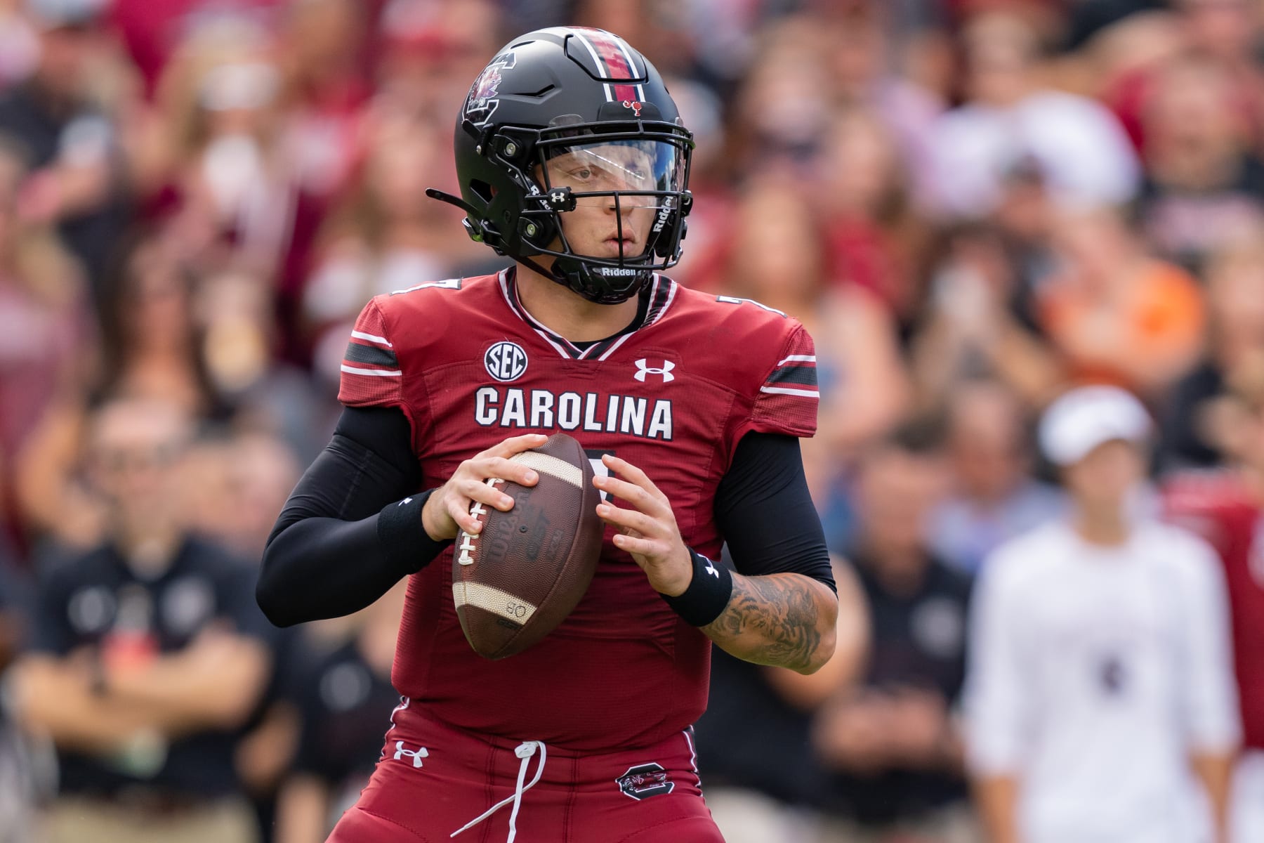 COLUMBIA, SOUTH CAROLINA - OCTOBER 14: Spencer Rattler #7 of the South Carolina Gamecocks plays against the Florida Gators during their game at Williams-Brice Stadium on October 14, 2023 in Columbia, South Carolina. (Photo by Jacob Kupferman/Getty Images)