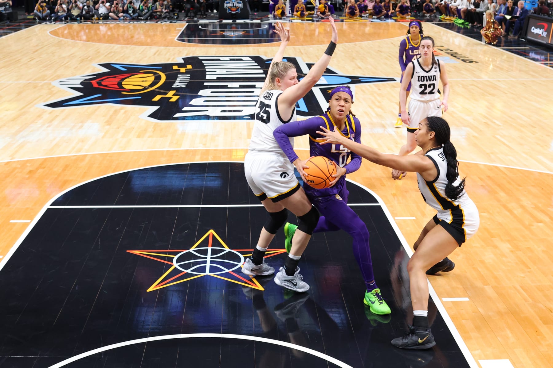 DALLAS, TX - APRIL 02: LaDazhia Williams #0 of the LSU Lady Tigers goes to the basket against the Iowa Hawkeyes during the 2023 NCAA Women's Basketball Tournament National Championship at American Airlines Center on April 2, 2023 in Dallas, Texas. (Photo by C. Morgan Engel/NCAA Photos via Getty Images)