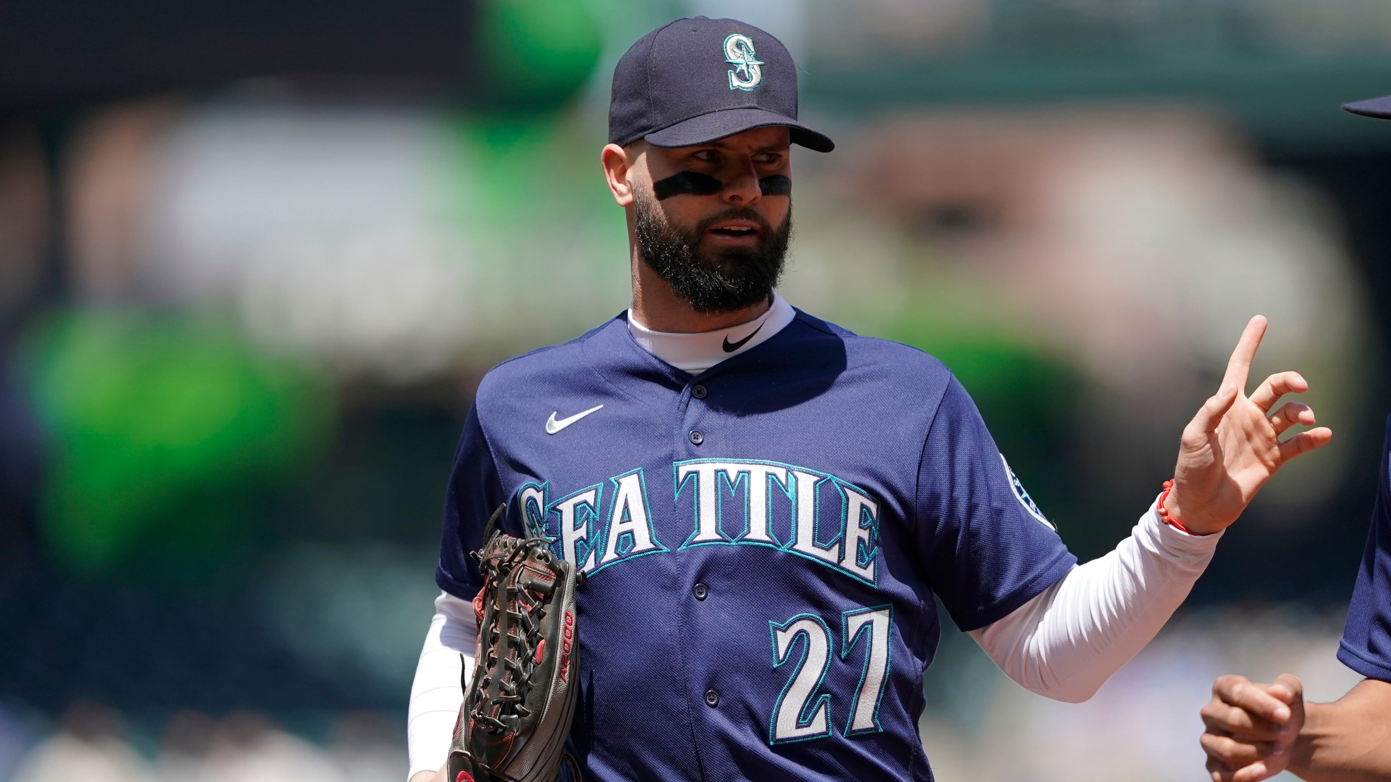 Seattle Mariners' Jesse Winker during a baseball game against the Philadelphia Phillies, Wednesday, May 11, 2022, in Seattle. (AP Photo/Ted S. Warren)
