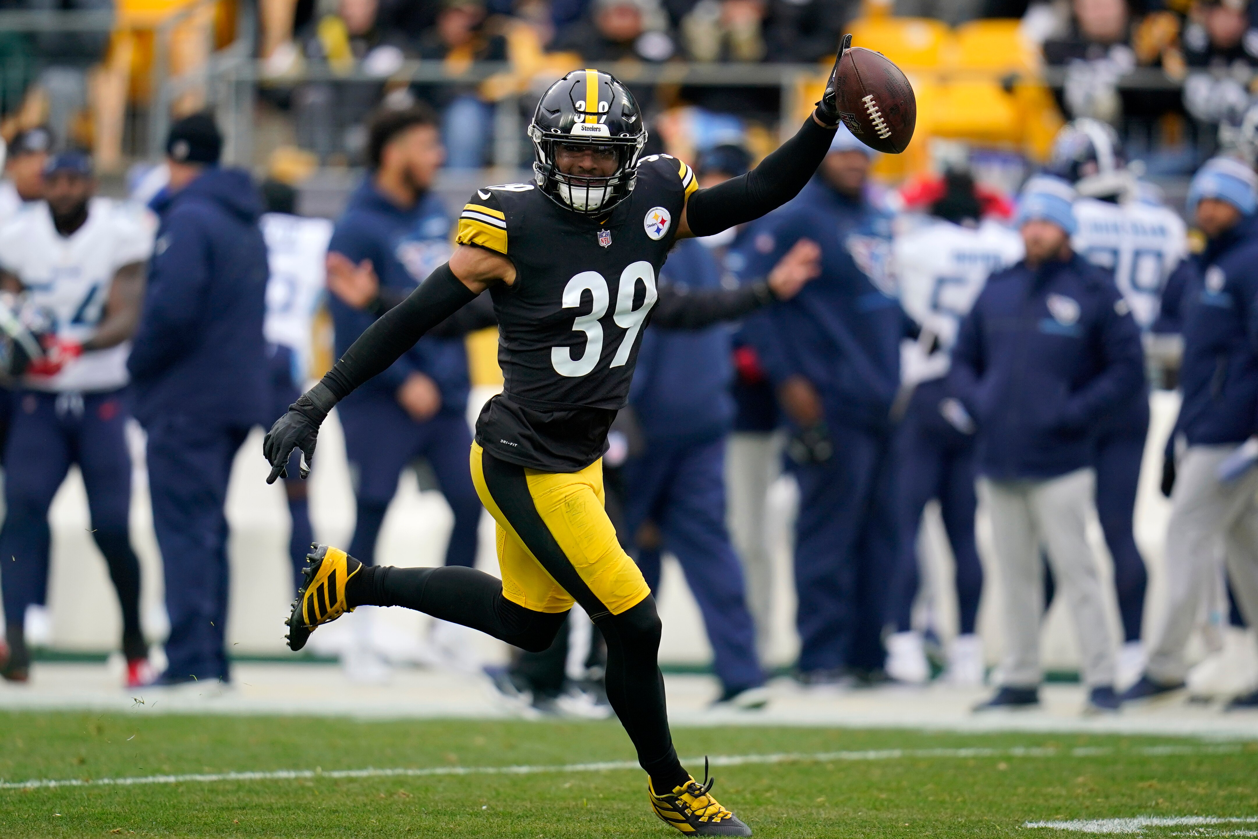 Pittsburgh Steelers free safety Minkah Fitzpatrick (39) celebrates a fumble recovery during an NFL football game against the Tennessee Titans in Pittsburgh, Sunday, Dec. 19, 2021. The Steelers won 19-13.(AP Photo/Gene J. Puskar)